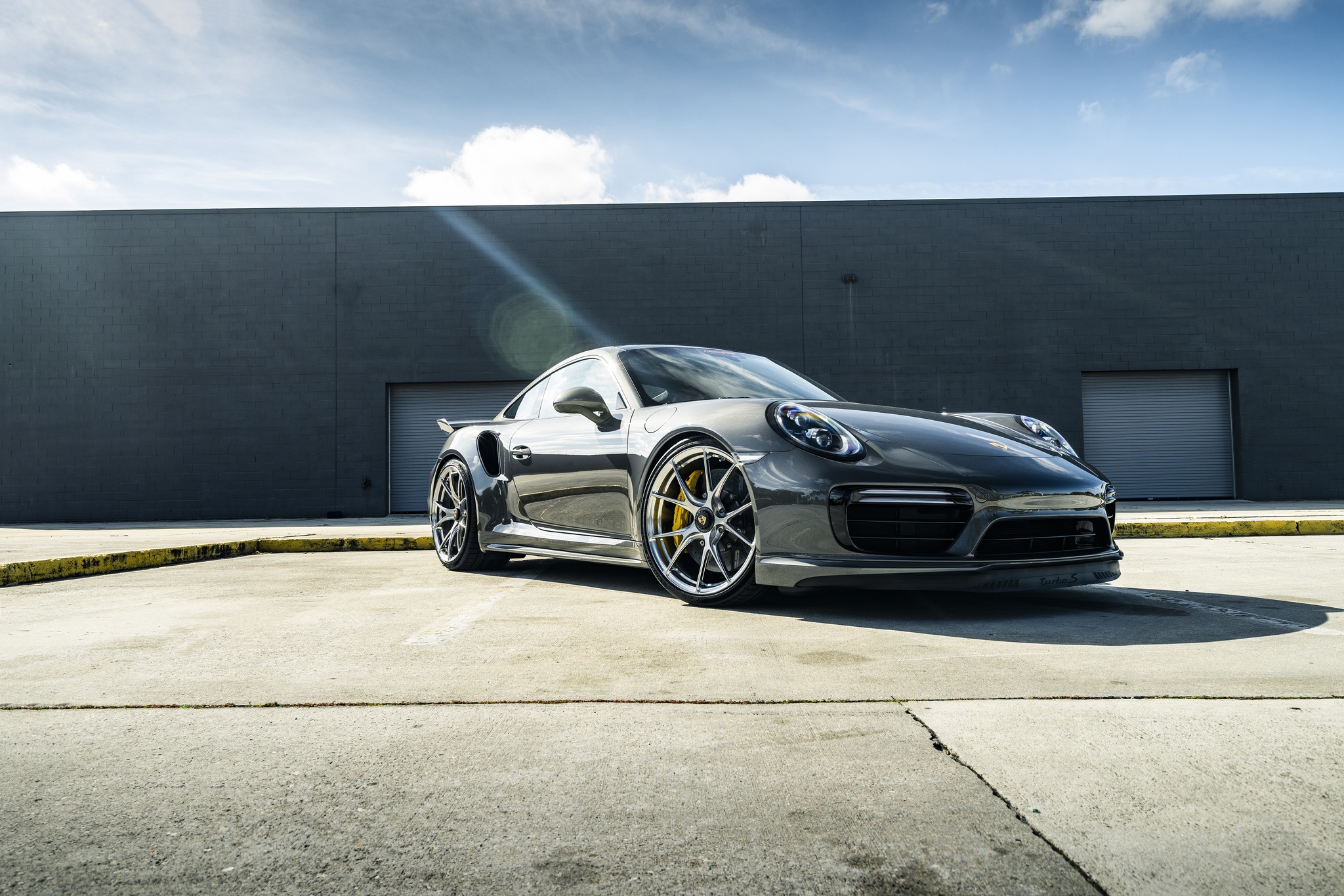 Download mobile wallpaper Porsche, Car, Porsche 911, Porsche 911 Gt2, Vehicles, Silver Car for free.