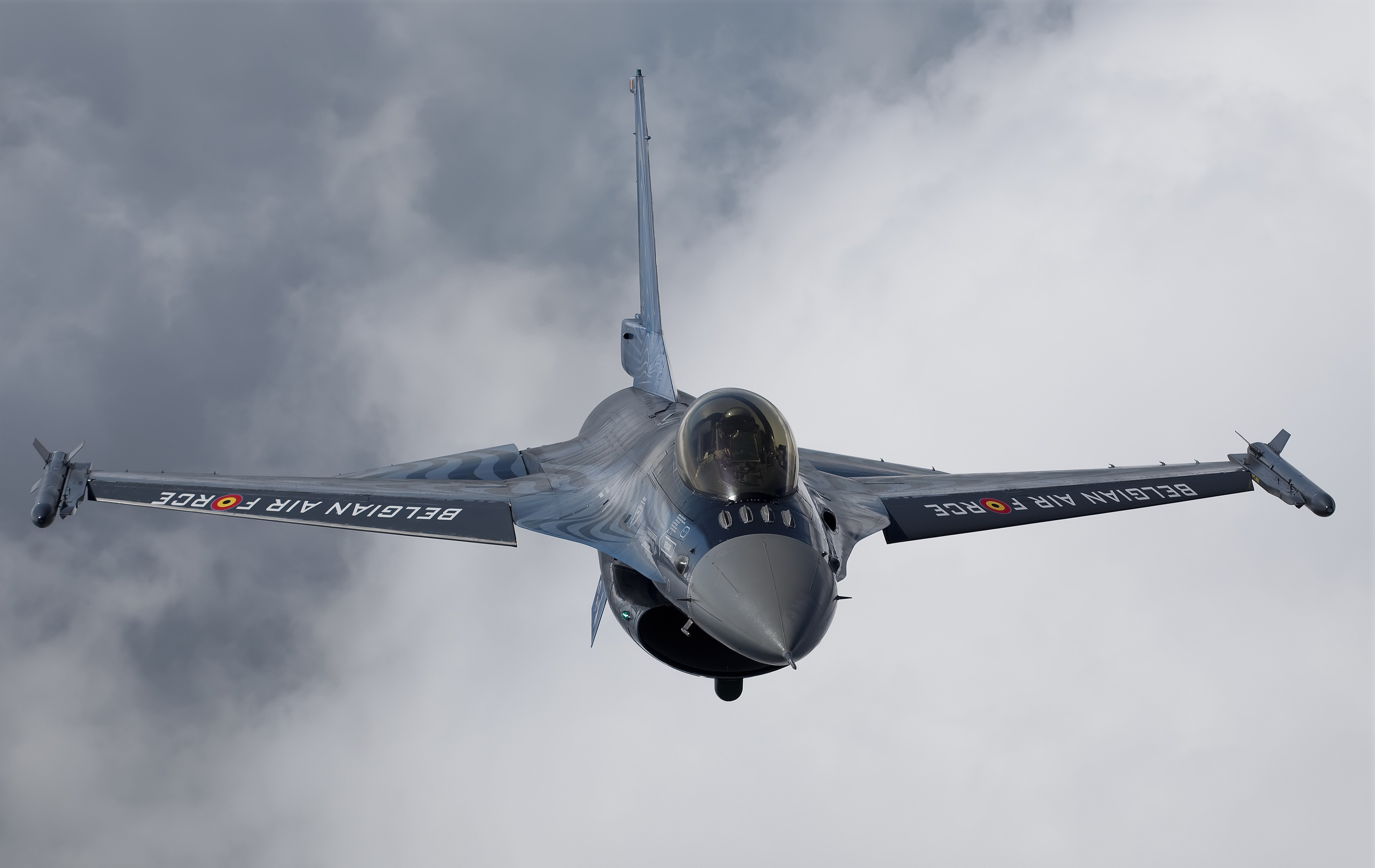 266087 завантажити картинку військовий, general dynamics f 16 fighting falcon, літак, реактивні винищувачі - шпалери і заставки безкоштовно