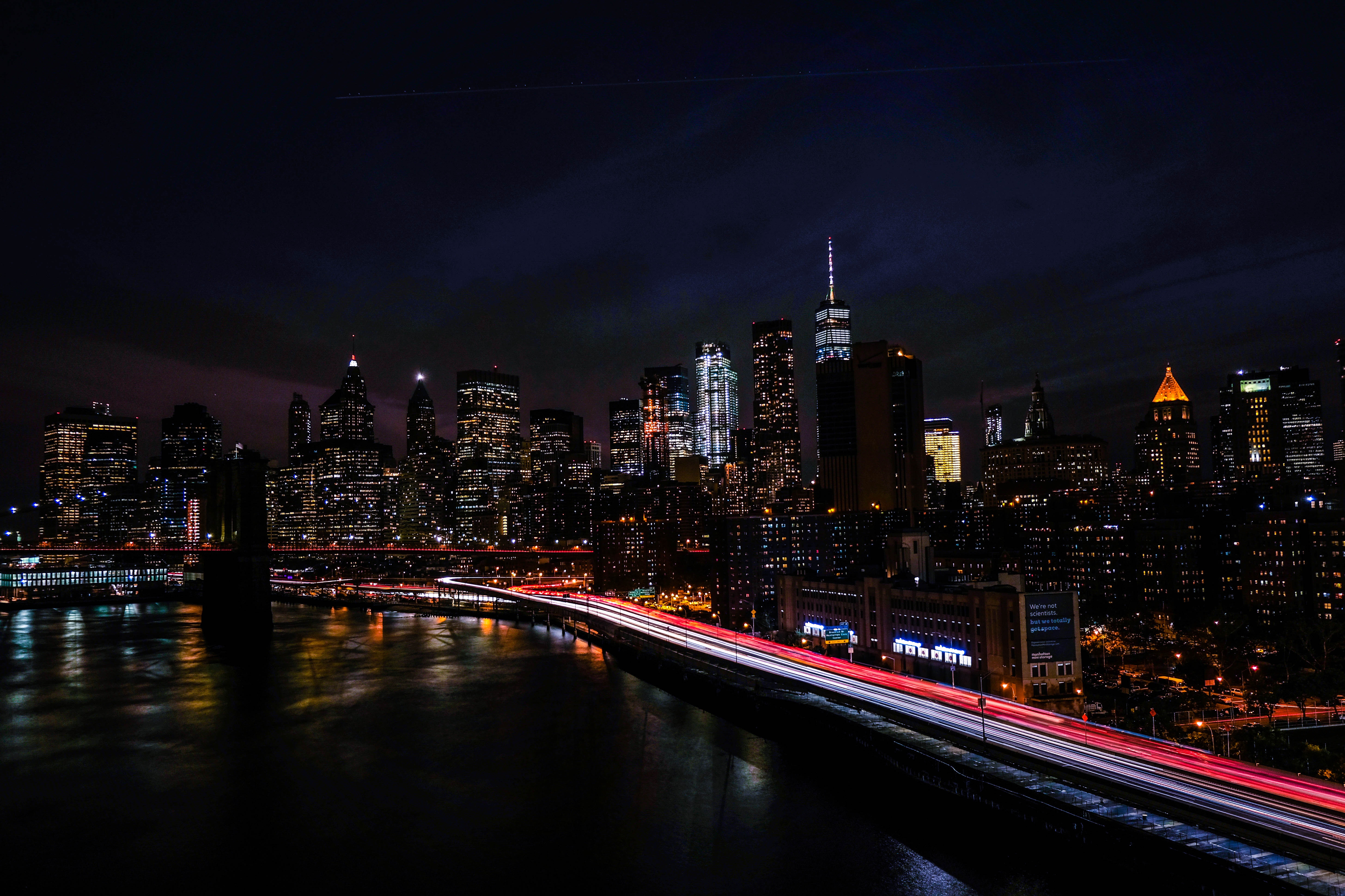 111801 télécharger le fond d'écran ville de nuit, new york, villes, gratte ciel, rive, banque, grattes ciels, etats unis, états unis - économiseurs d'écran et images gratuitement