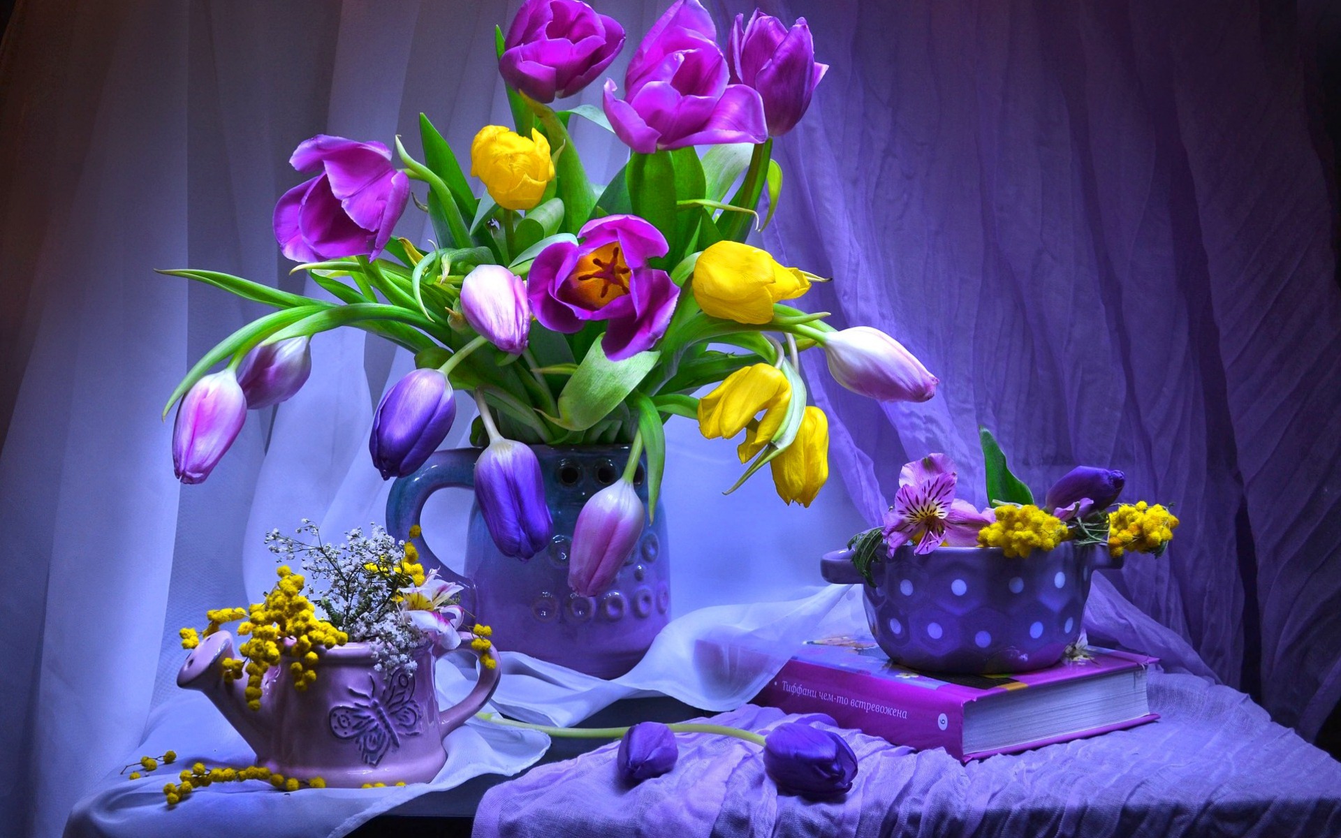 Descarga gratuita de fondo de pantalla para móvil de Colores, Púrpura, Vistoso, Libro, Tulipán, Fotografía, Flor Amarilla, Flor Purpura, Bodegón, Lanzador.