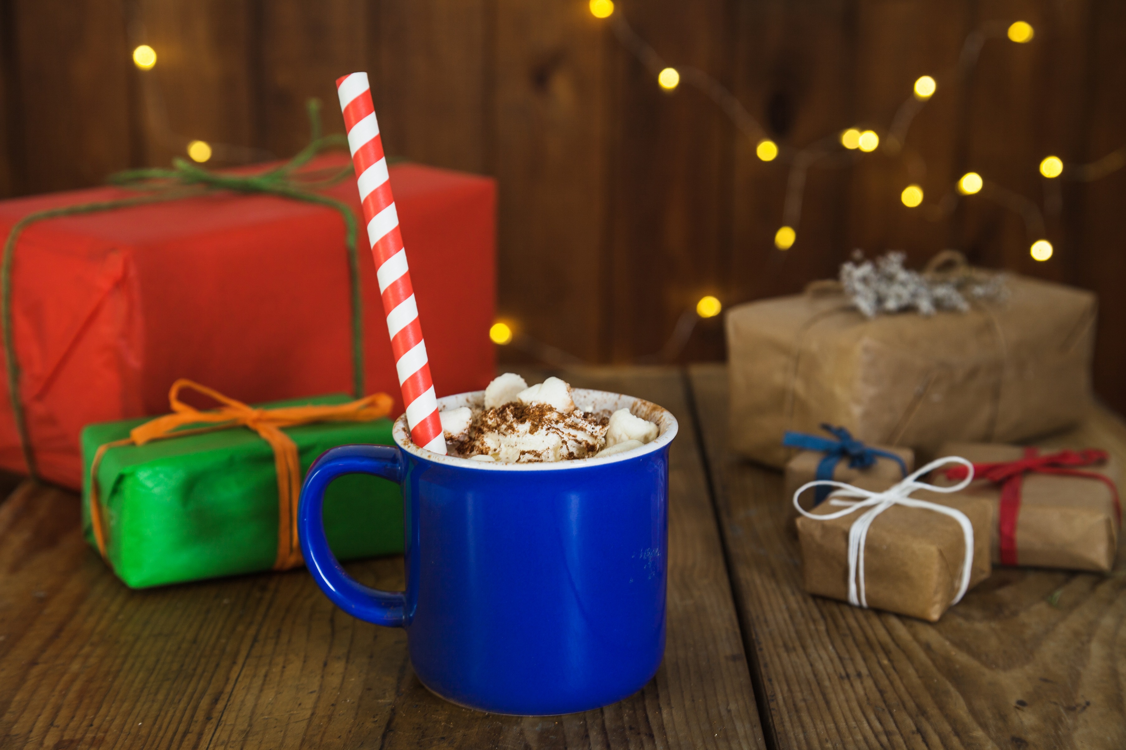 Скачати мобільні шпалери Подарунок, Пити, Харчування, Гарячий Шоколад безкоштовно.