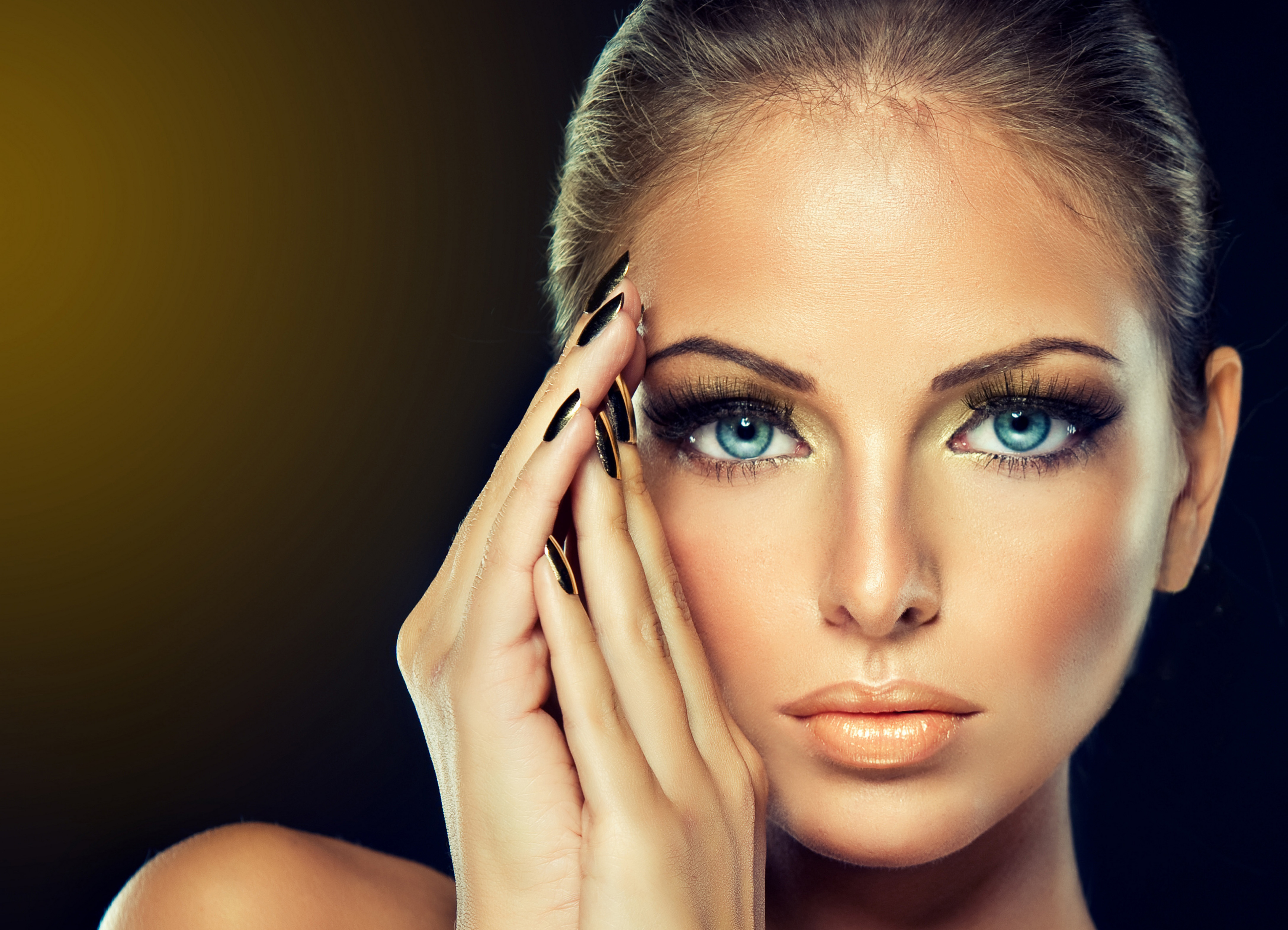 Free download wallpaper Face, Brunette, Model, Women, Blue Eyes on your PC desktop