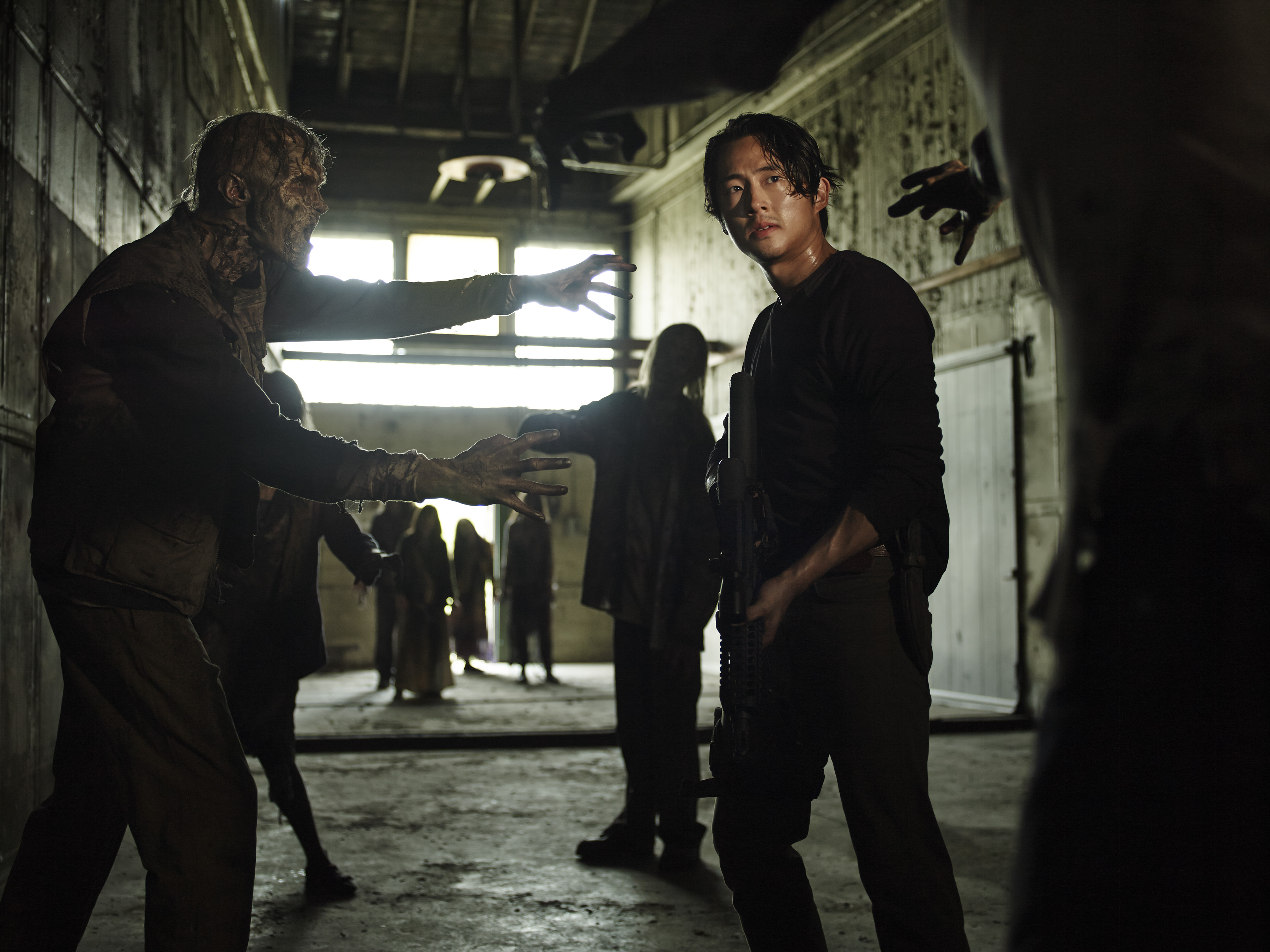 Download mobile wallpaper Tv Show, Zombie, The Walking Dead, Glenn Rhee, Steven Yeun for free.