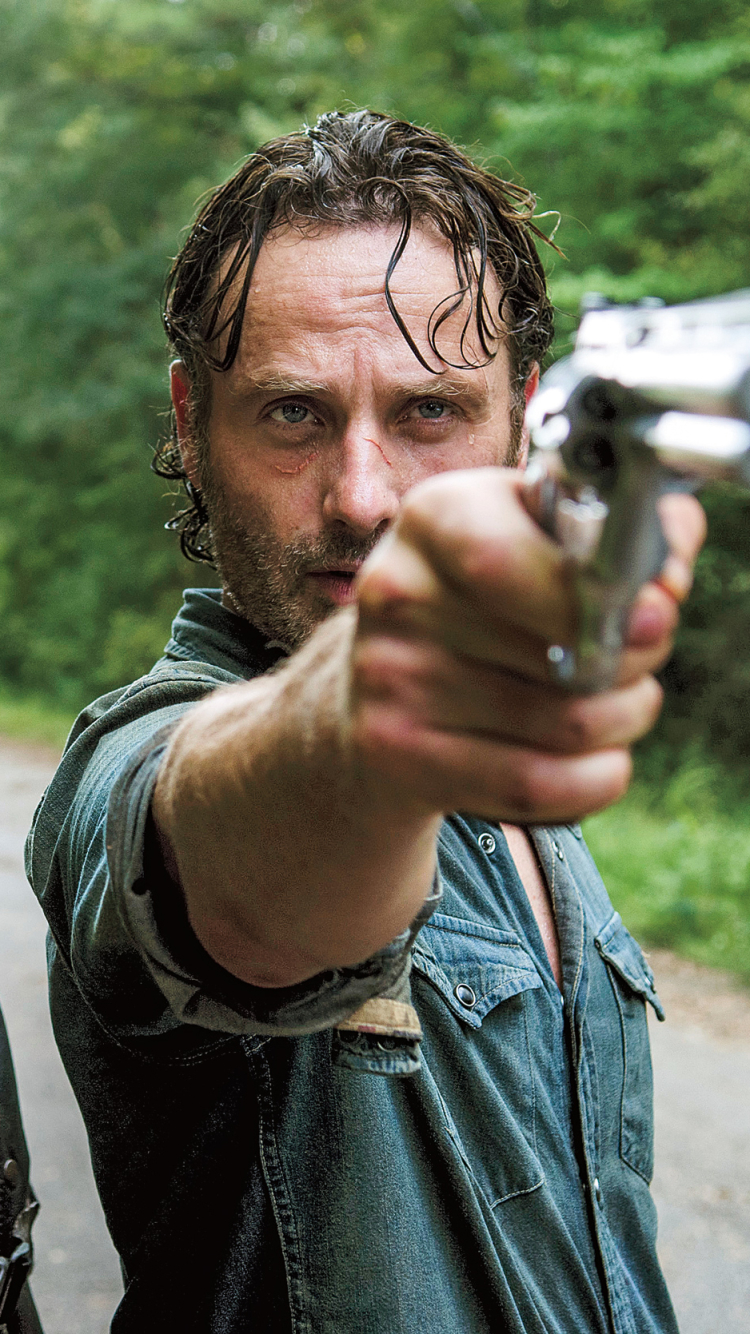 Download mobile wallpaper Andrew Lincoln, Gun, Tv Show, The Walking Dead, Rick Grimes for free.