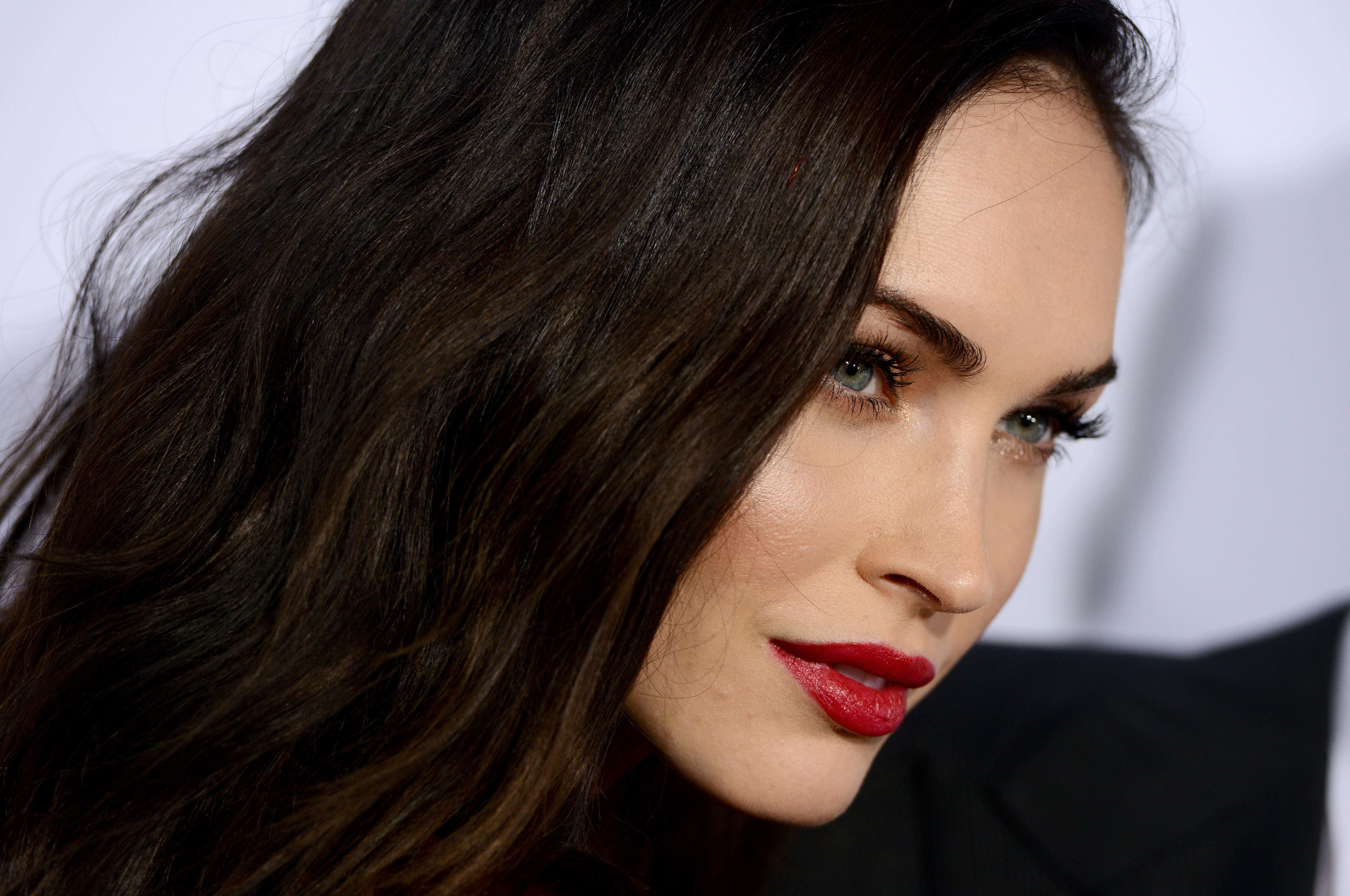 Download mobile wallpaper Megan Fox, Face, Blue Eyes, American, Celebrity, Black Hair, Actress, Lipstick for free.