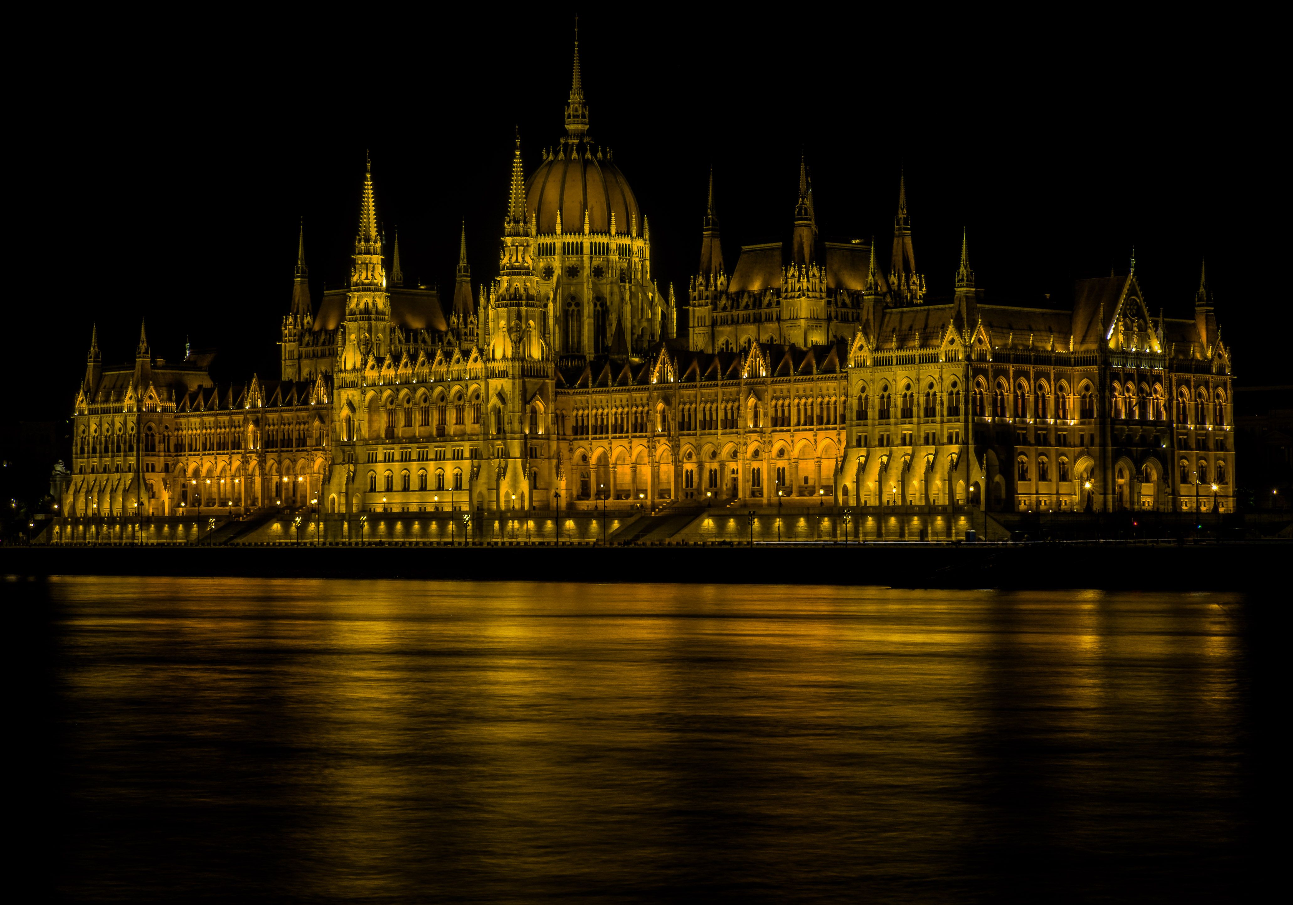 366368 Hintergrundbild herunterladen menschengemacht, parlamentsgebäude (budapest), monumente - Bildschirmschoner und Bilder kostenlos