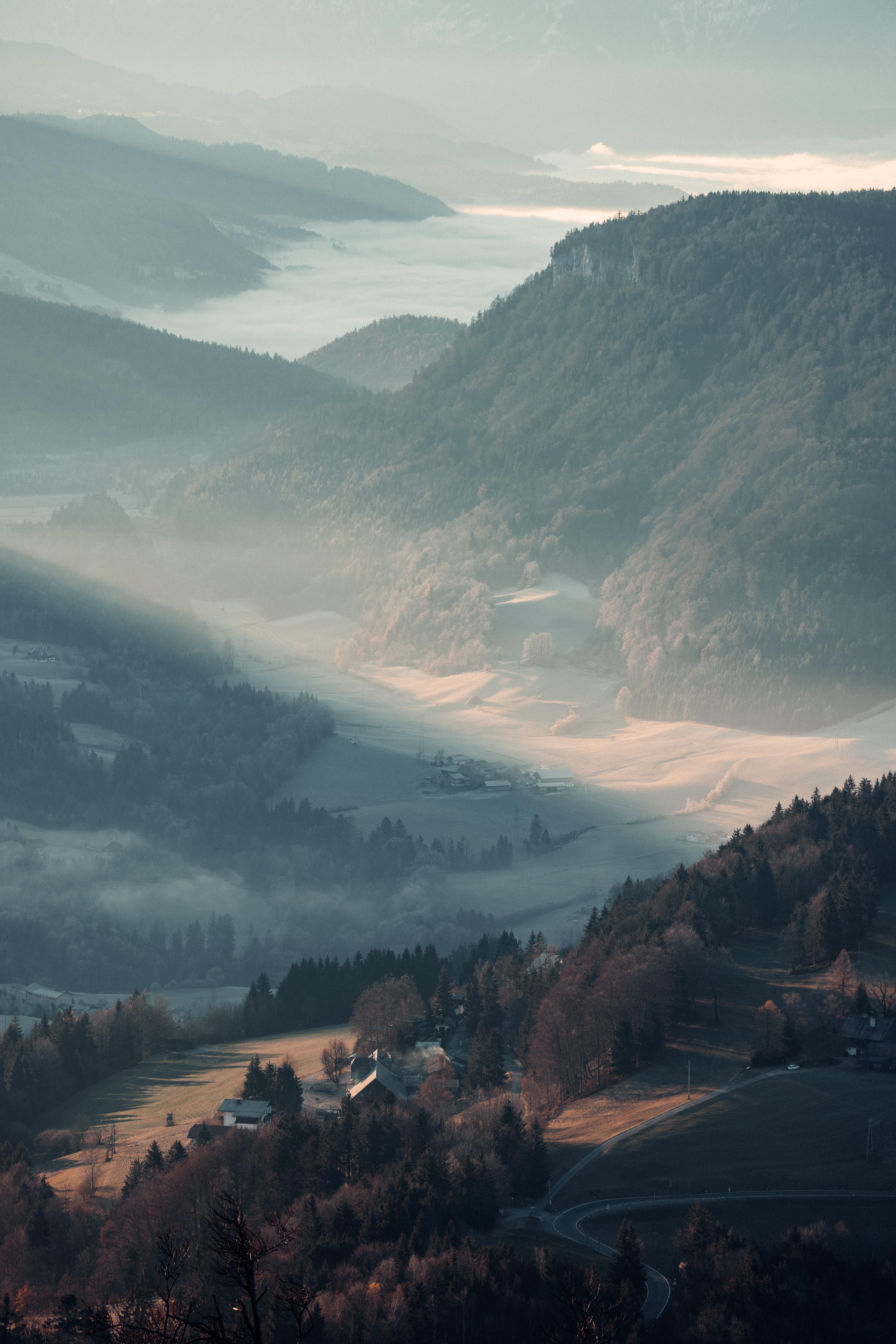 Free download wallpaper Fog, Nature, Mountains, View From Above, Valley, Landscape on your PC desktop