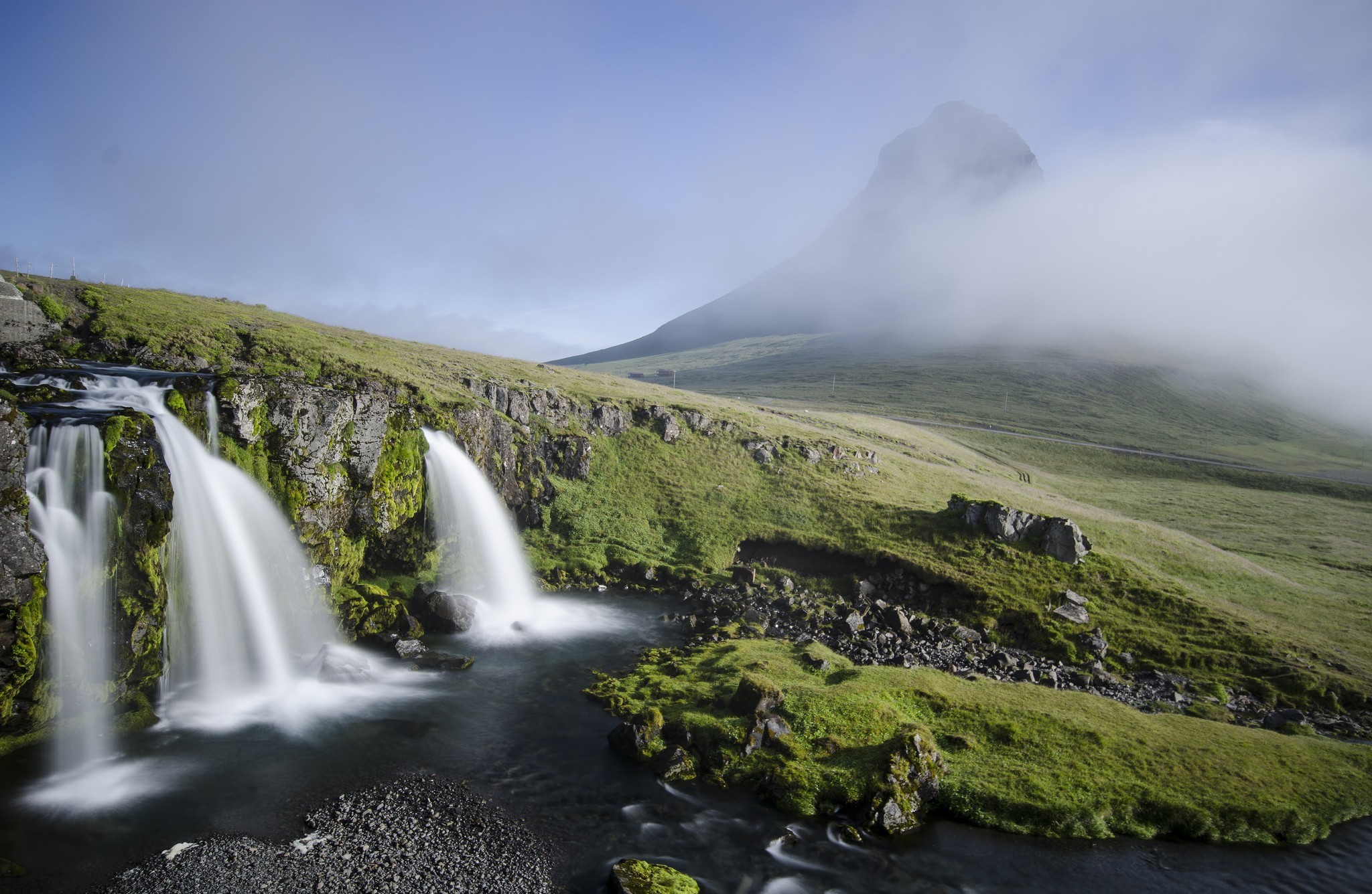 Free download wallpaper Waterfalls, Waterfall, Fog, Earth, Cliff, Stream on your PC desktop