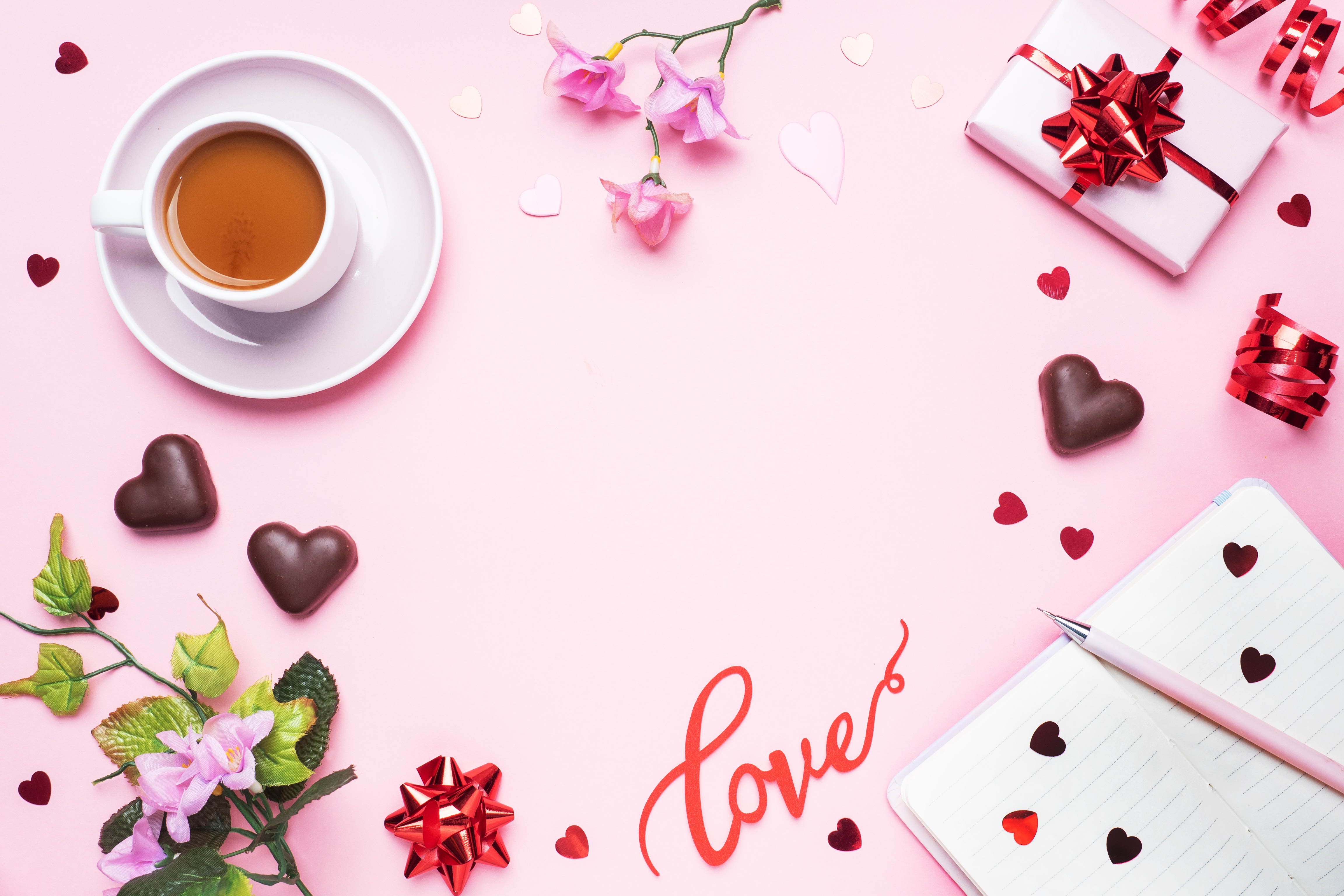 Téléchargez des papiers peints mobile Amour, Saint Valentin, Café, Fleur, Vacances, Cadeau, Nature Morte, Tasse gratuitement.
