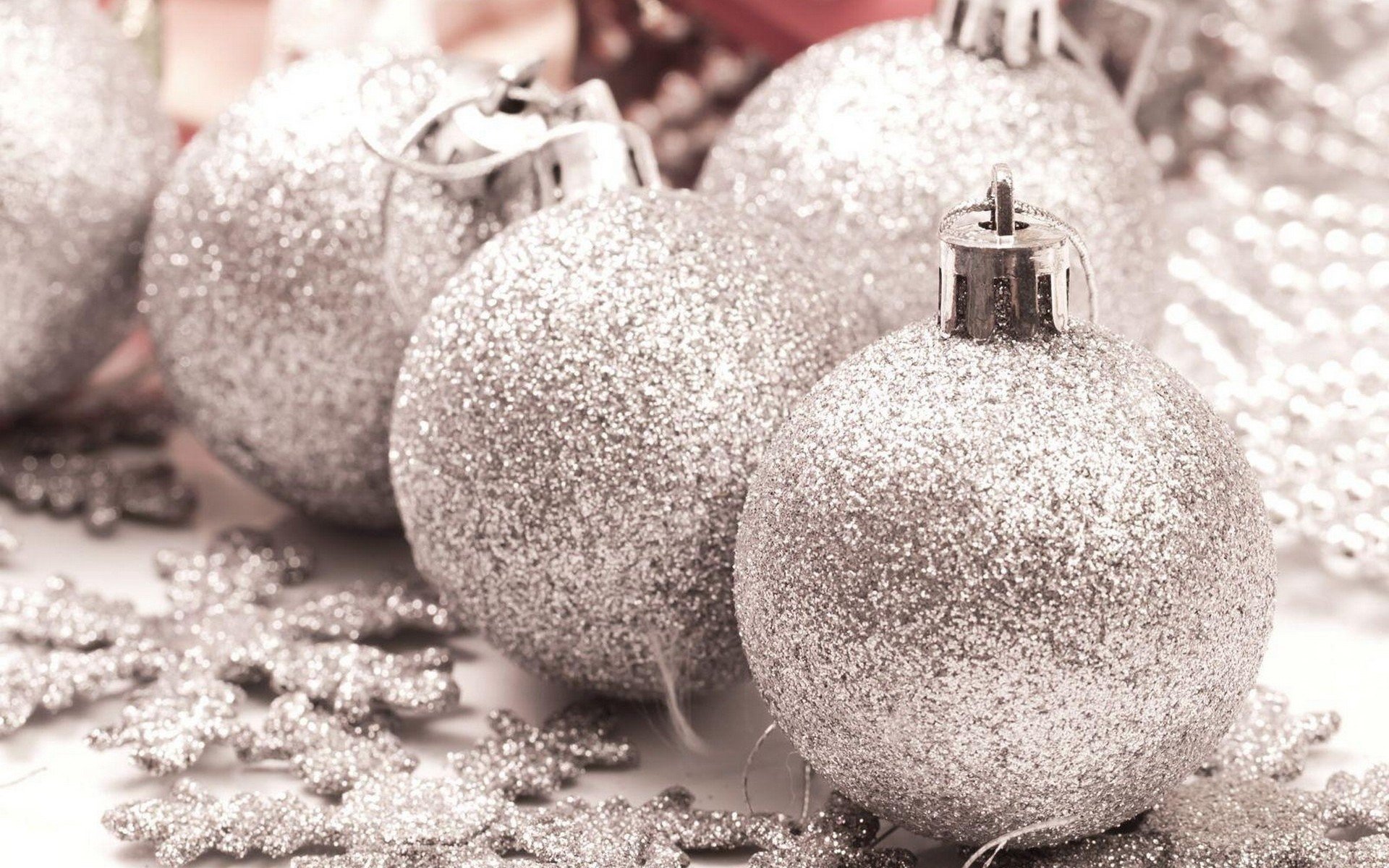 Download mobile wallpaper Christmas, Holiday, Decoration, Silver, Bauble for free.