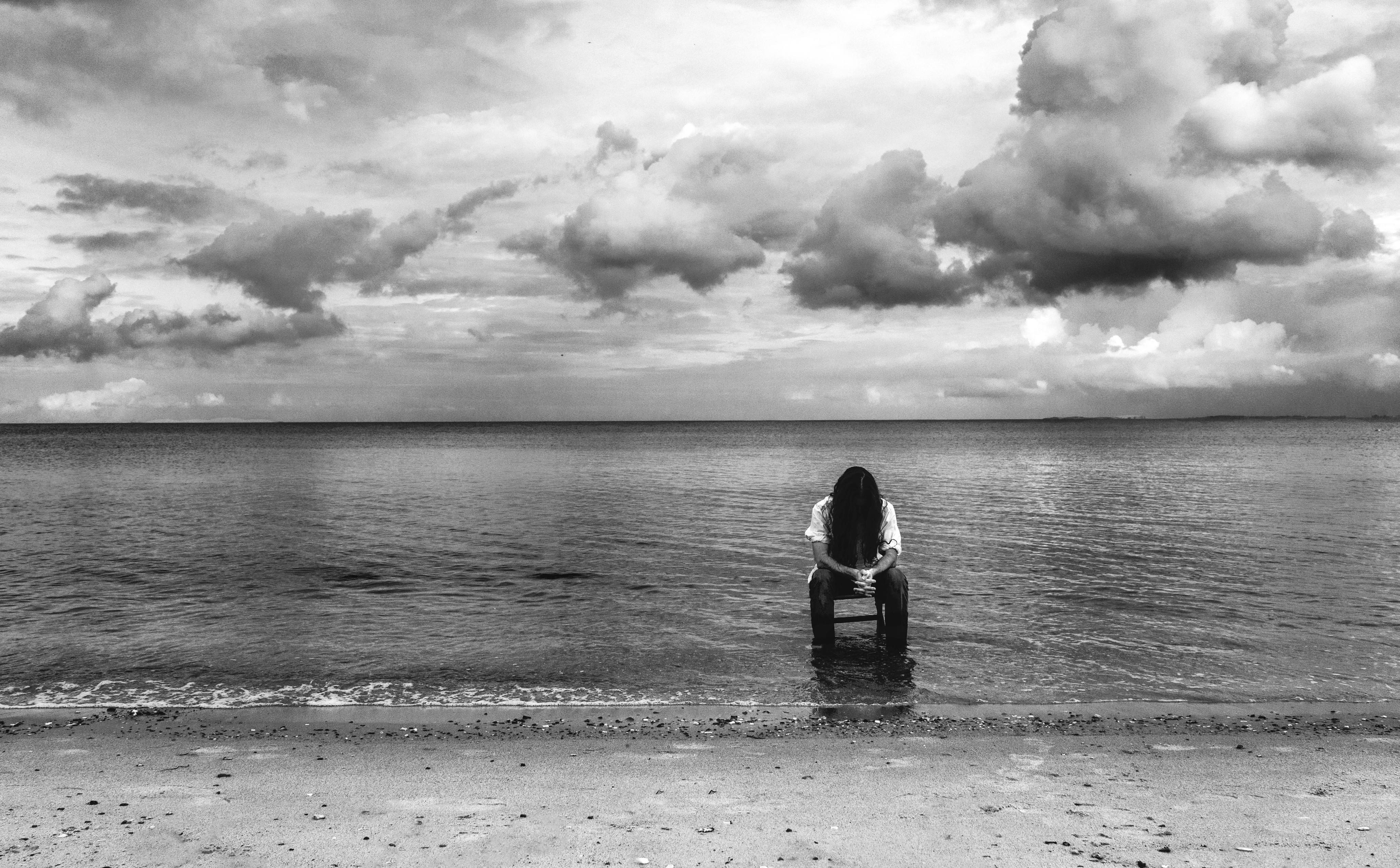Free download wallpaper Miscellanea, Miscellaneous, Bw, Chb, Lonely, Loneliness, Alone on your PC desktop