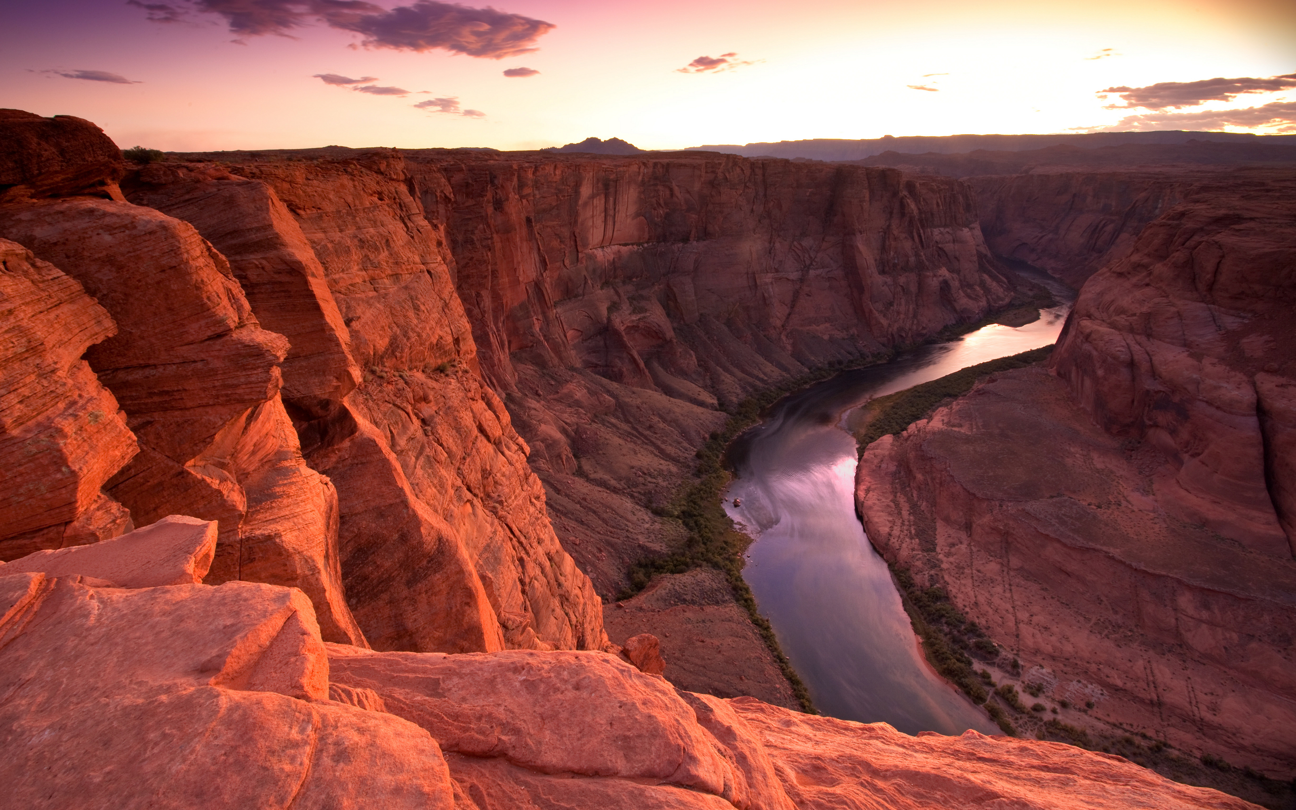 Laden Sie das Landschaft, Sunset, Mountains, Flüsse-Bild kostenlos auf Ihren PC-Desktop herunter