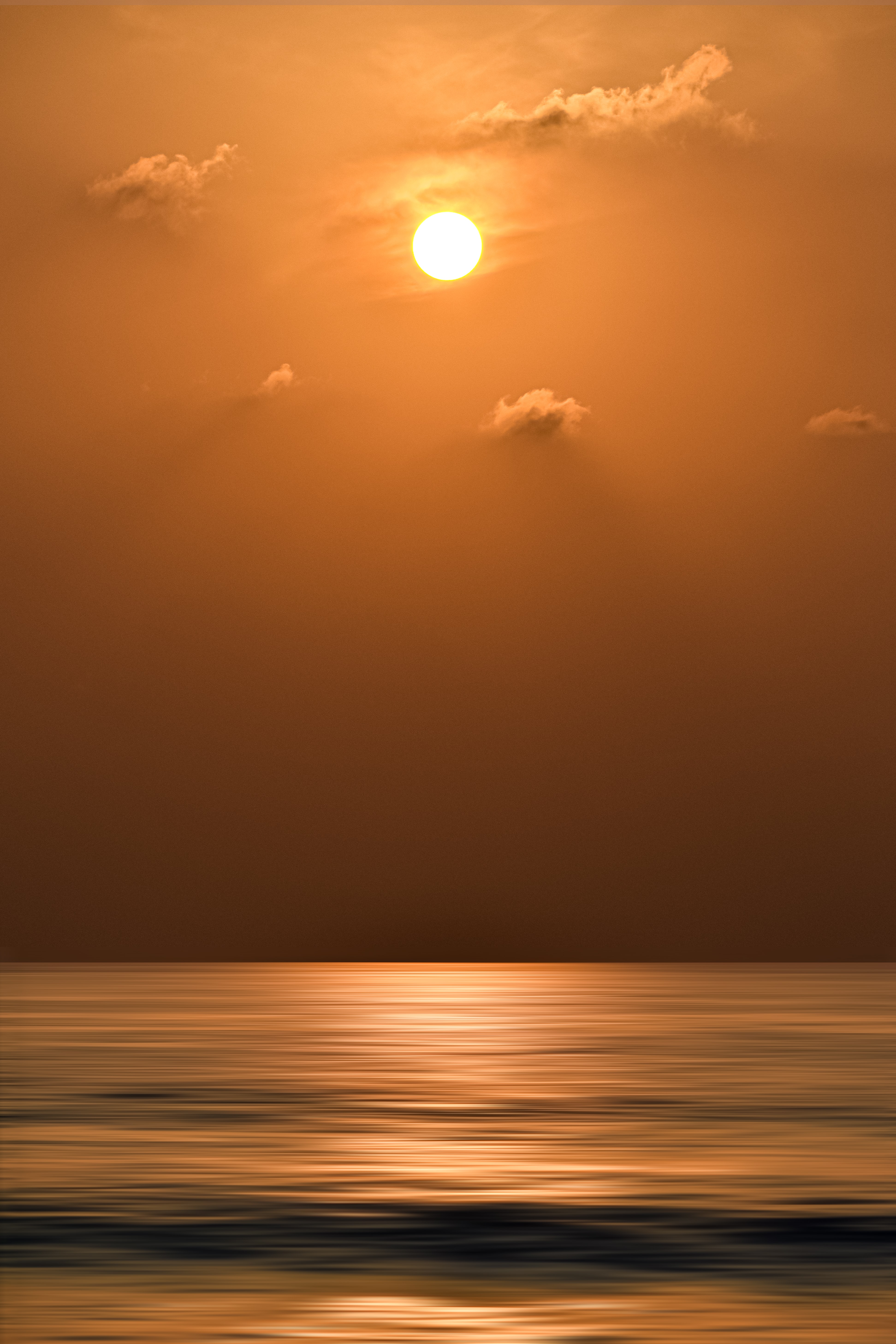 Download mobile wallpaper Water, Horizon, Sunset, Nature, Sun, Sea for free.