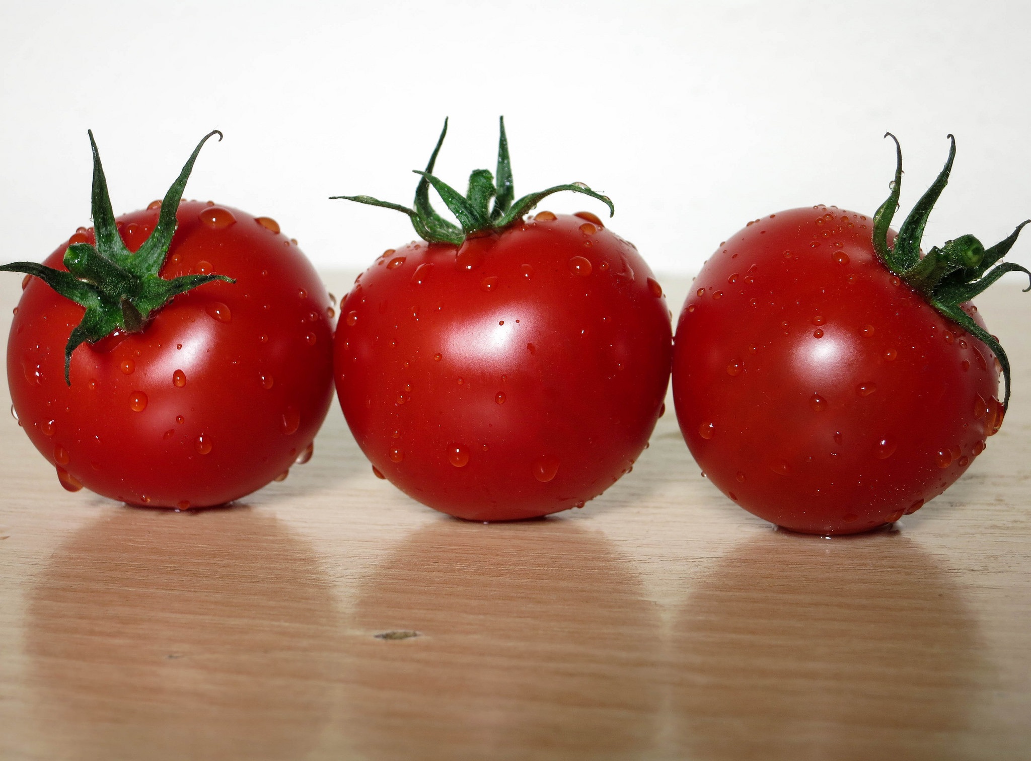 Free download wallpaper Tomato, Fruits, Food on your PC desktop