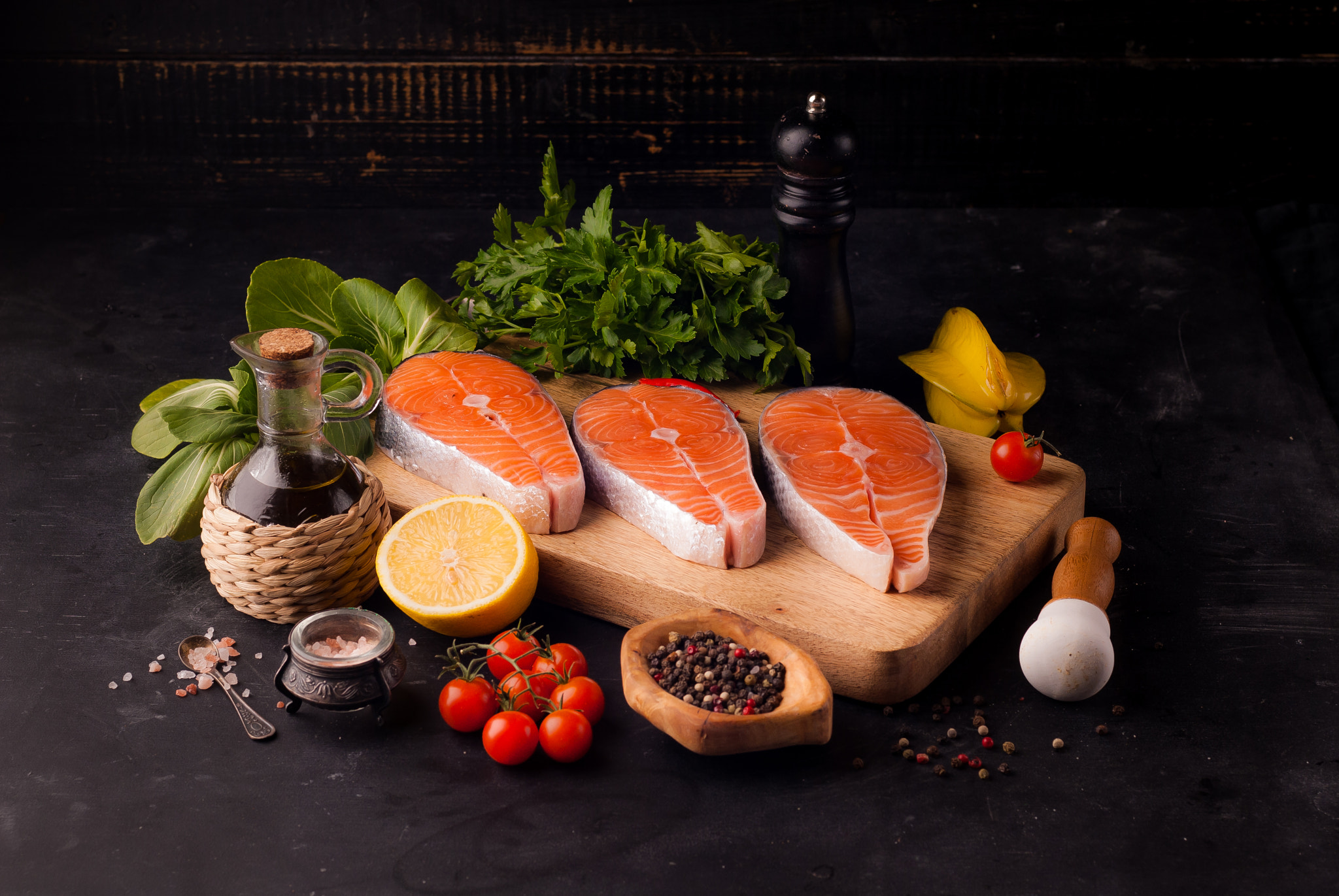 Free download wallpaper Food, Still Life, Fish, Oil, Tomato, Salmon, Seafood on your PC desktop