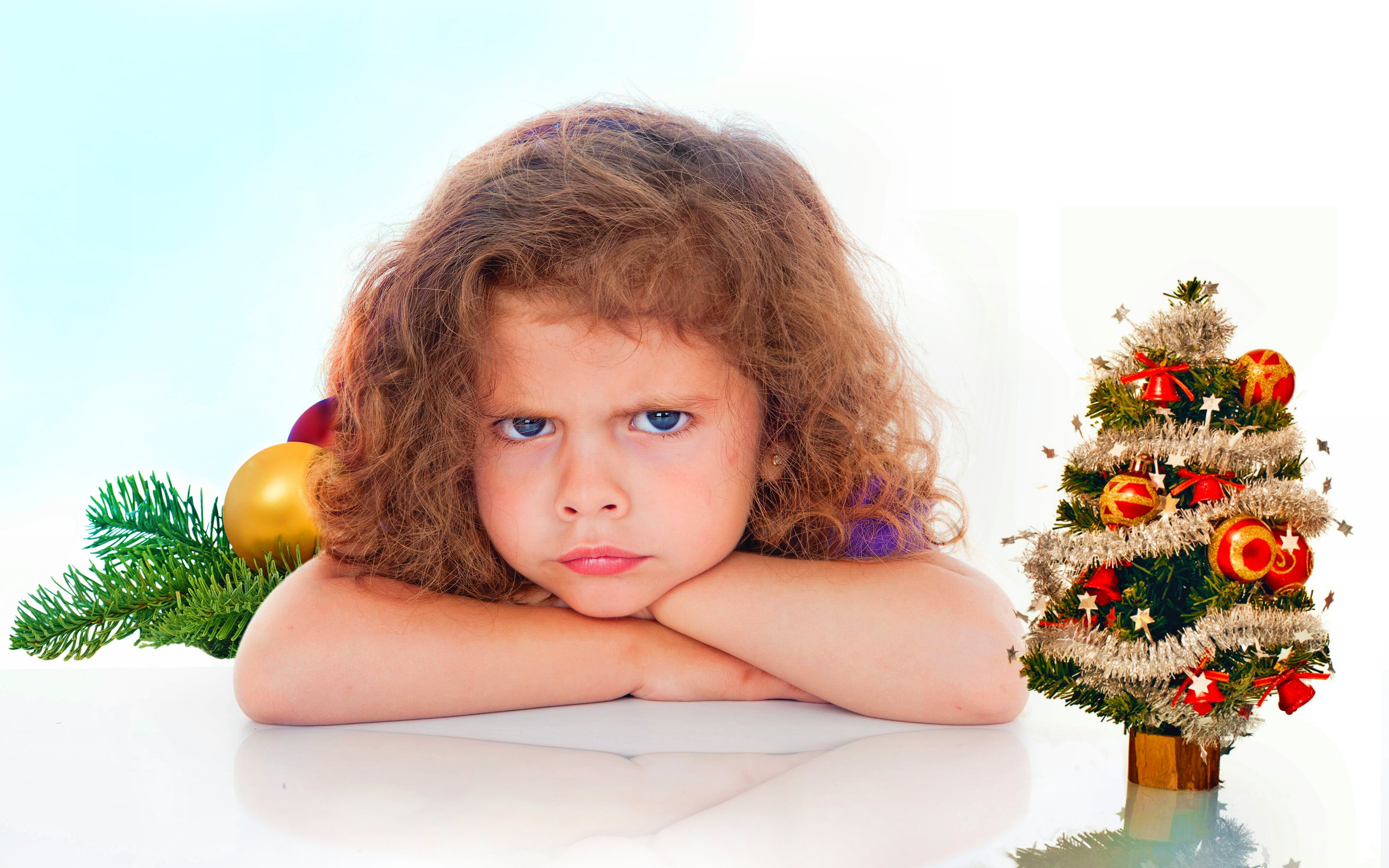 Скачать обои бесплатно Рождество, Красочный, Ребёнок, Праздничные картинка на рабочий стол ПК