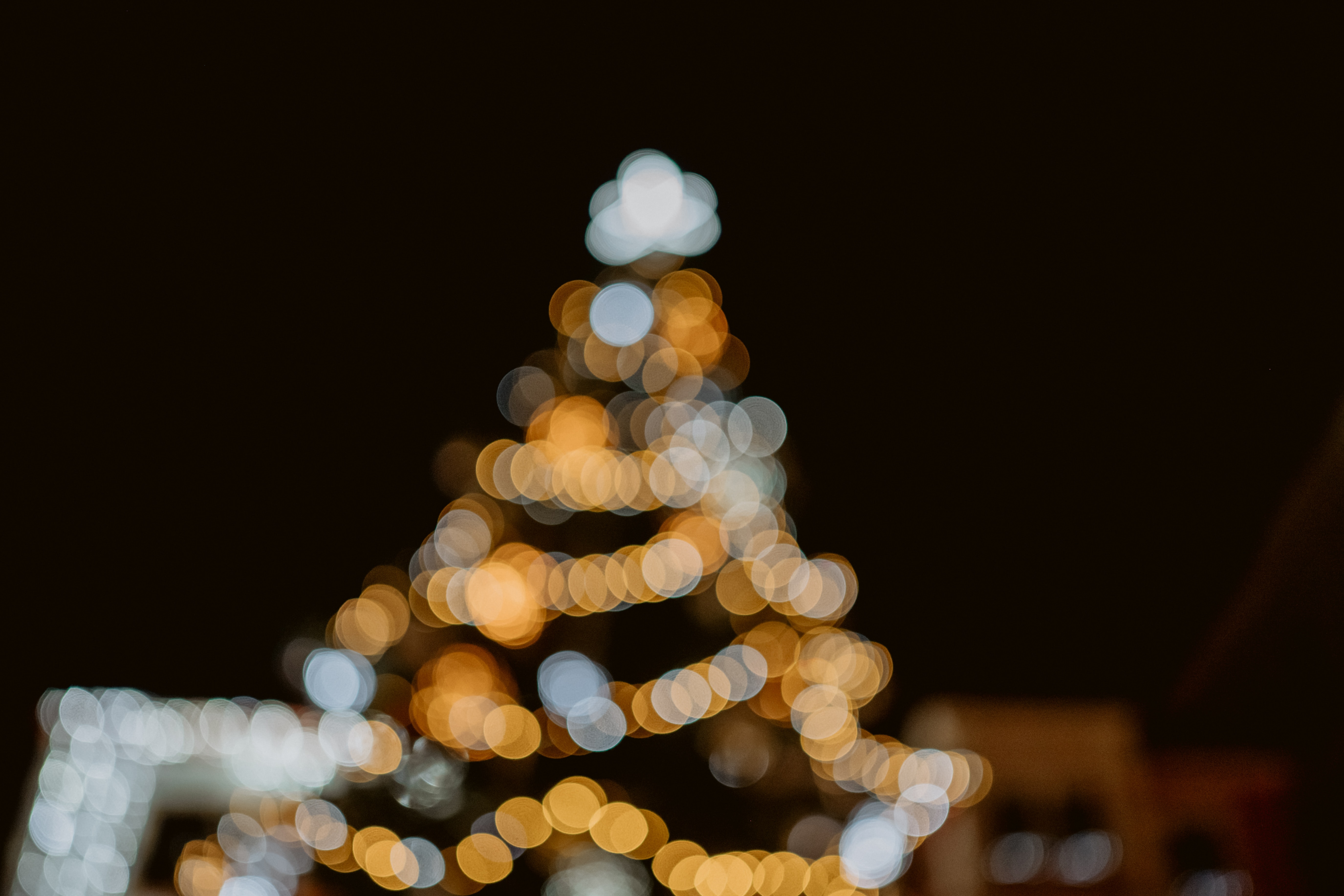 Download mobile wallpaper Smooth, Christmas Tree, Boquet, Glare, Lights, Bokeh, Blur, Abstract for free.