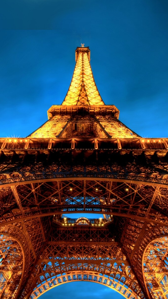 Download mobile wallpaper Sky, Paris, Eiffel Tower, Monuments, Tower, Man Made for free.