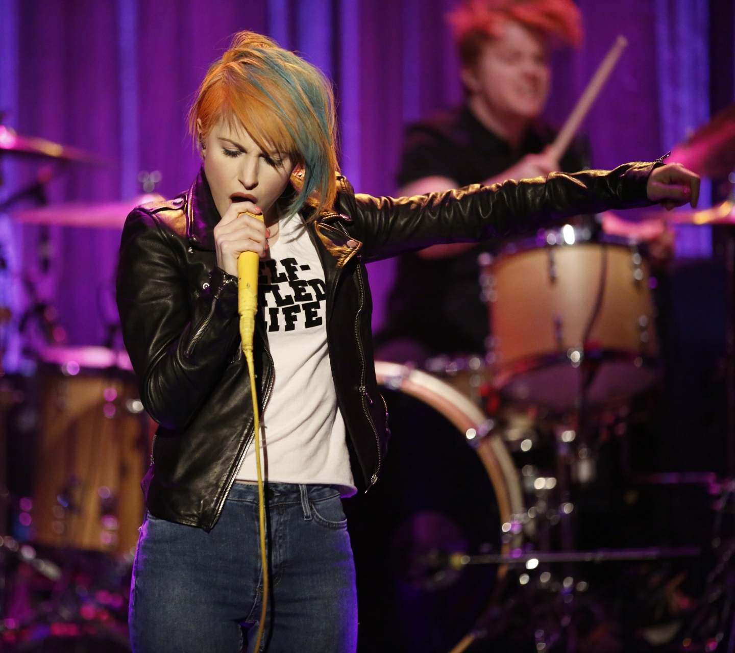 Handy-Wallpaper Musik, Hayley Williams kostenlos herunterladen.