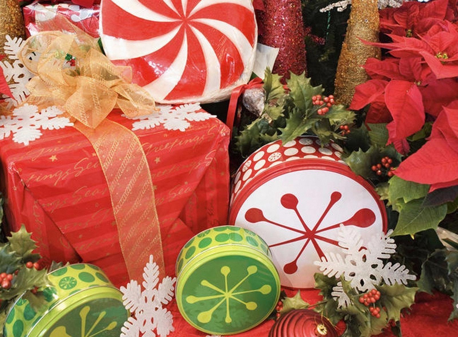 holidays, snowflakes, christmas, holiday, lot, presents, gifts