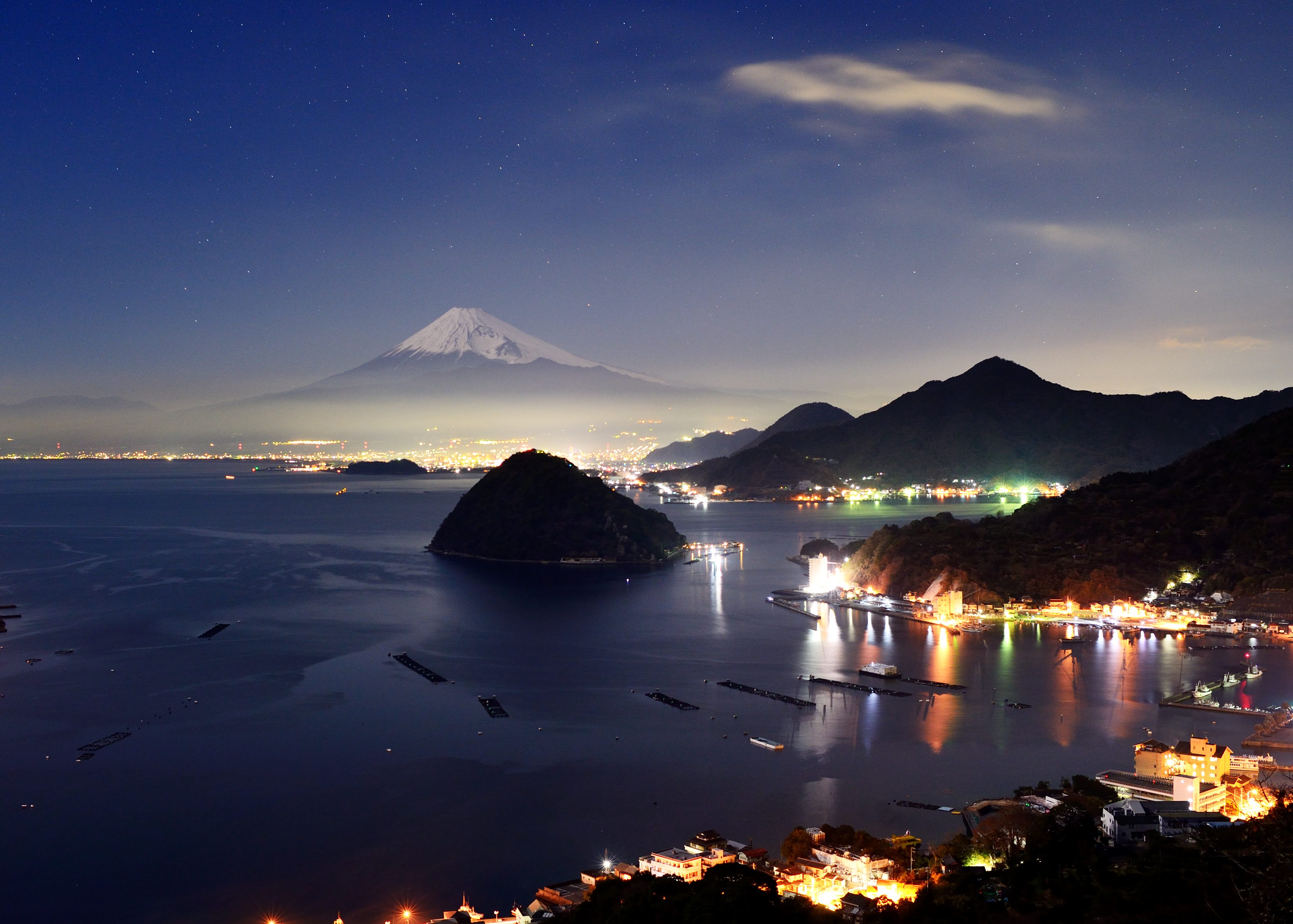 354245 descargar imagen tierra/naturaleza, monte fuji, japón, noche, volcán, volcanes: fondos de pantalla y protectores de pantalla gratis