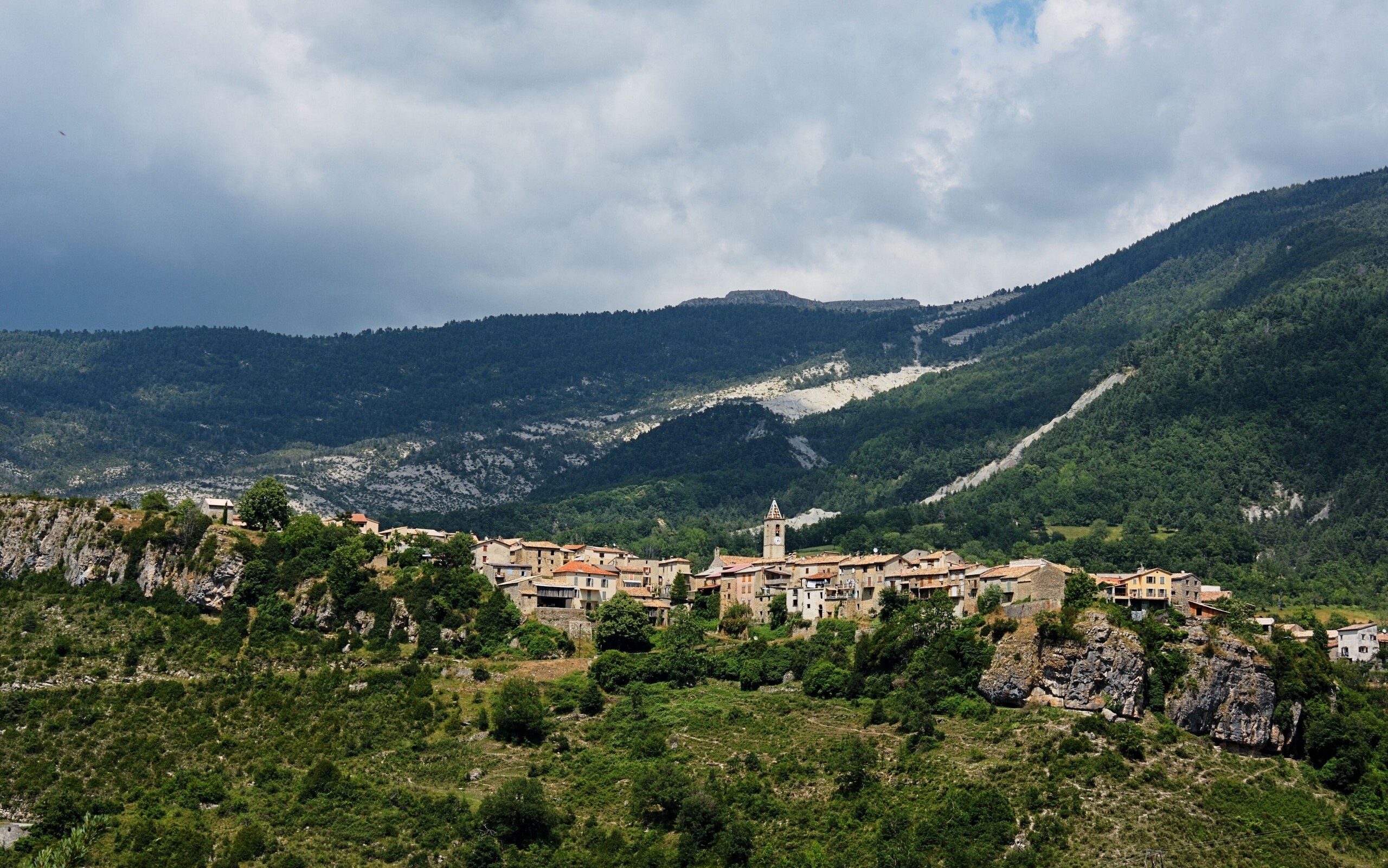 Descarga gratis la imagen Montaña, Pueblo, Francia, Pueblos, Hecho Por El Hombre en el escritorio de tu PC