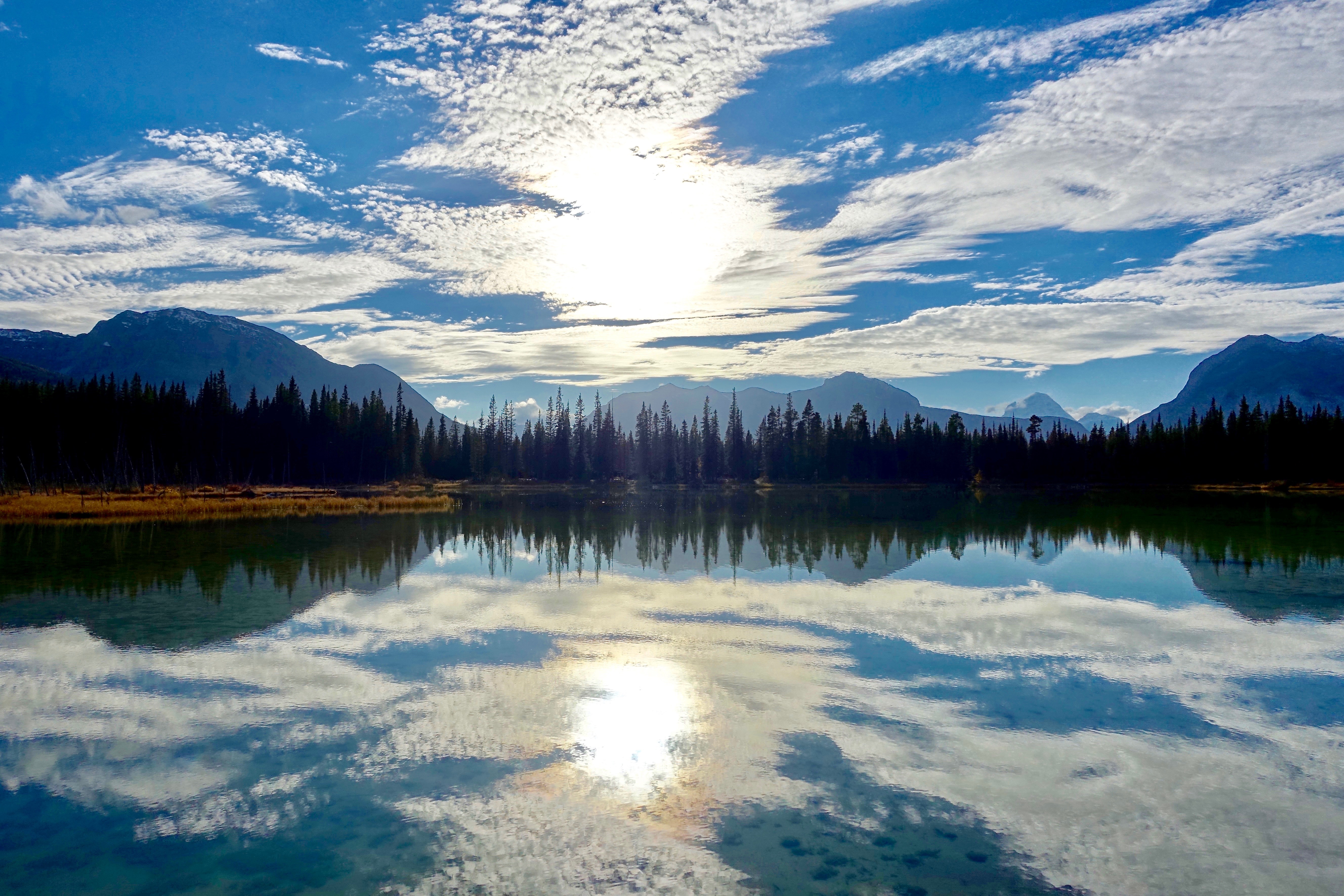 PCデスクトップにスカイ, 雲, 湖, 反射, 自然, 山脈画像を無料でダウンロード