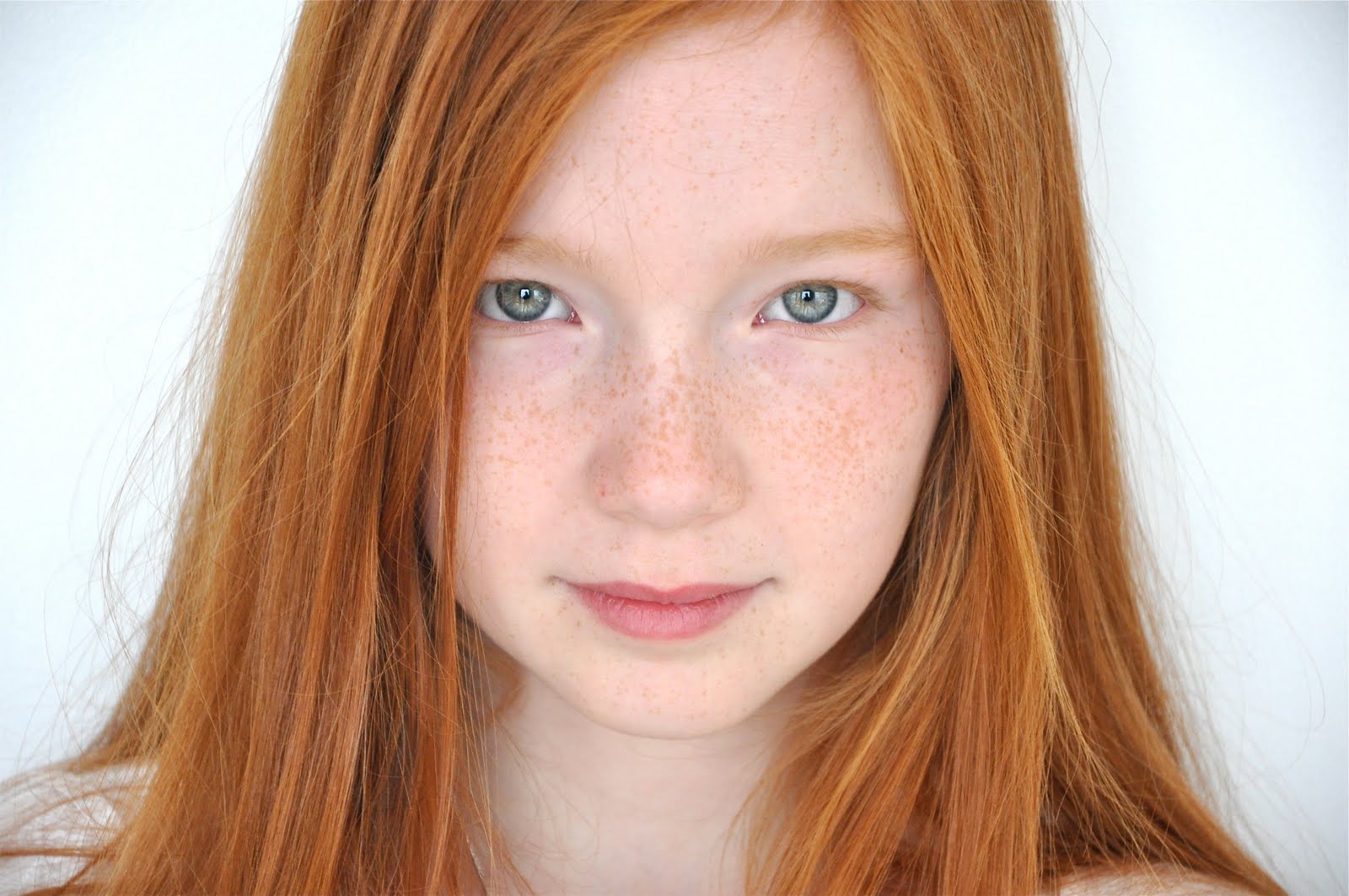 Baixar papéis de parede de desktop Annalise Basso HD