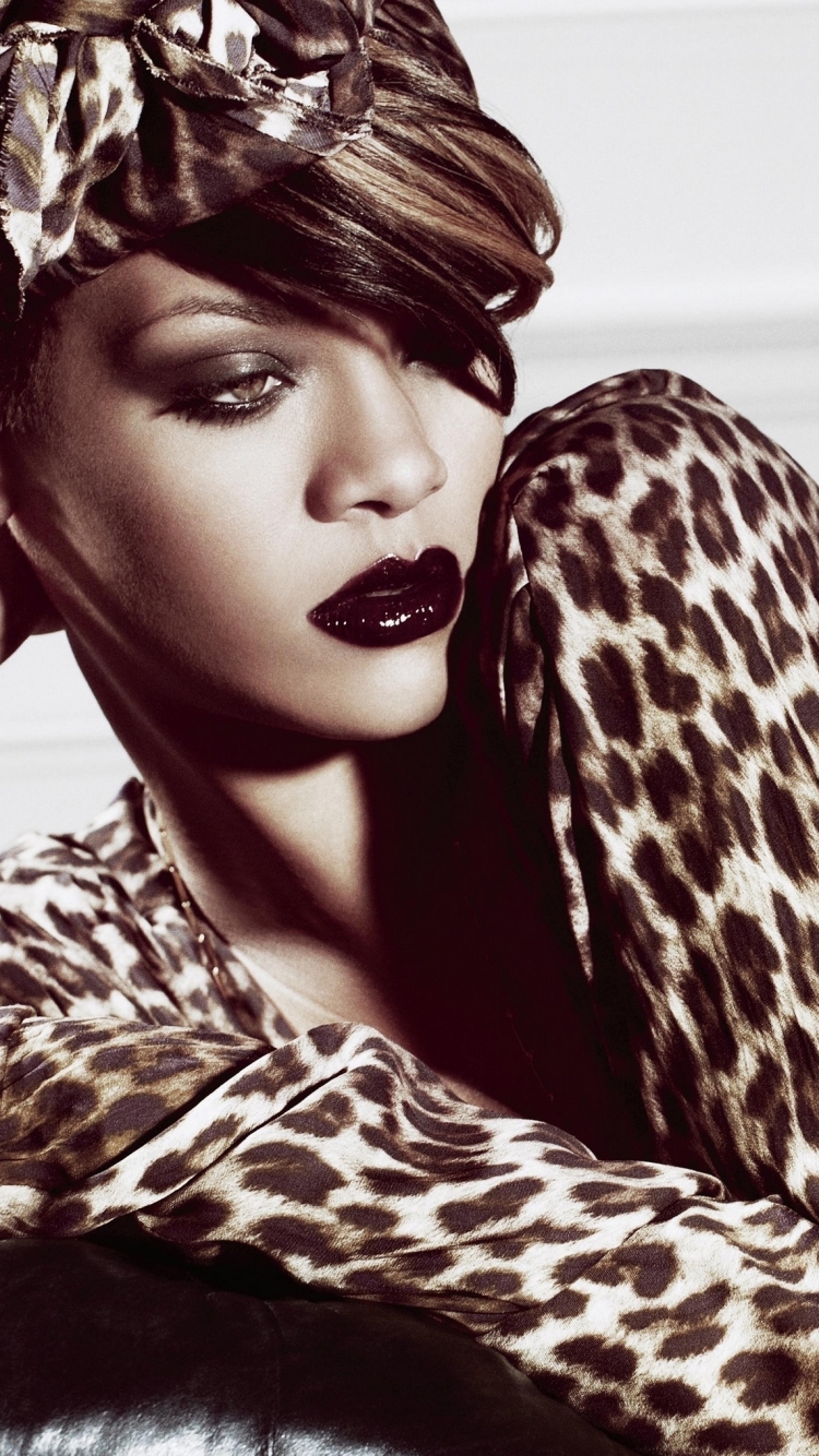 Download mobile wallpaper Music, Rihanna for free.