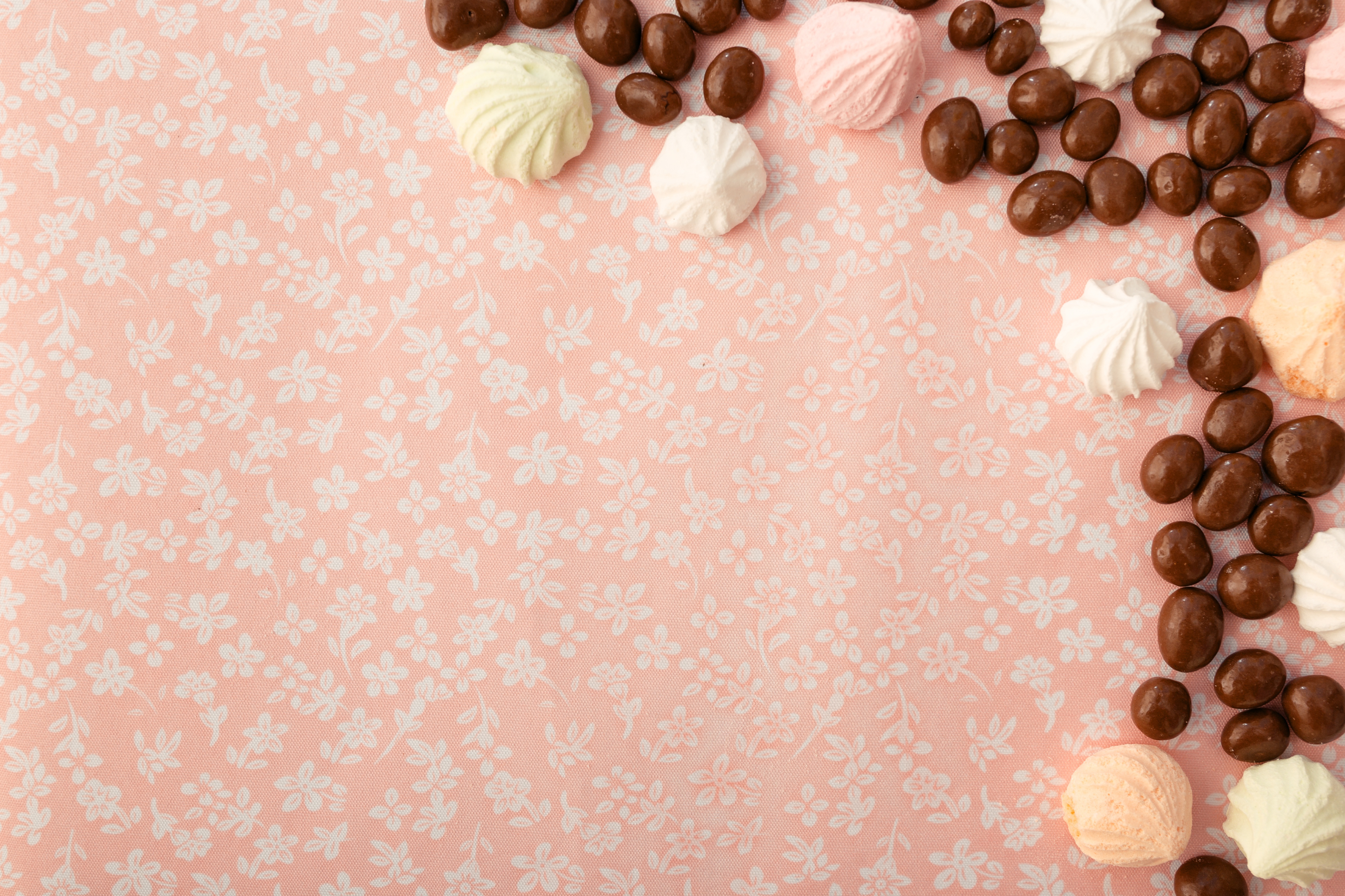 Download mobile wallpaper Food, Chocolate, Sweets, Candy, Meringue Kisses for free.