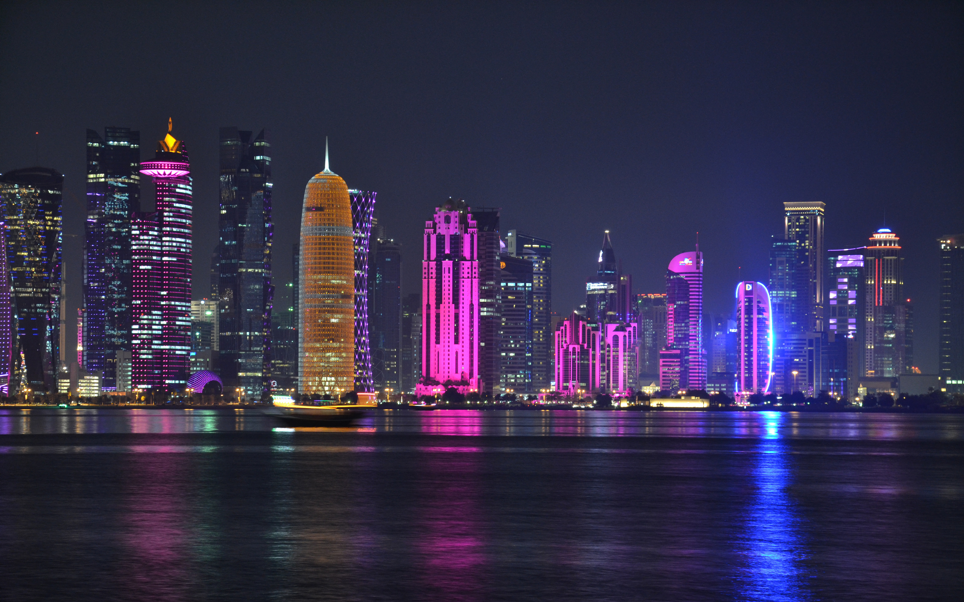 Завантажити шпалери Доха на телефон безкоштовно