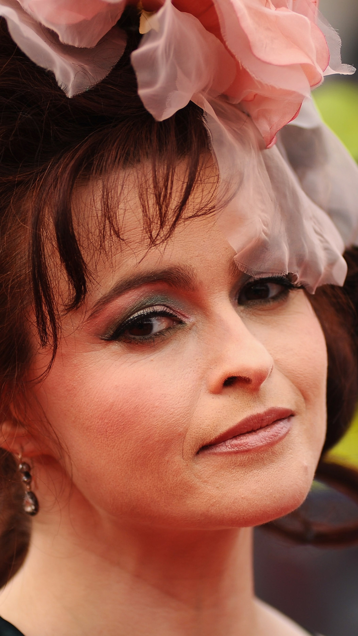 Download mobile wallpaper English, Celebrity, Actress, Helena Bonham Carter for free.