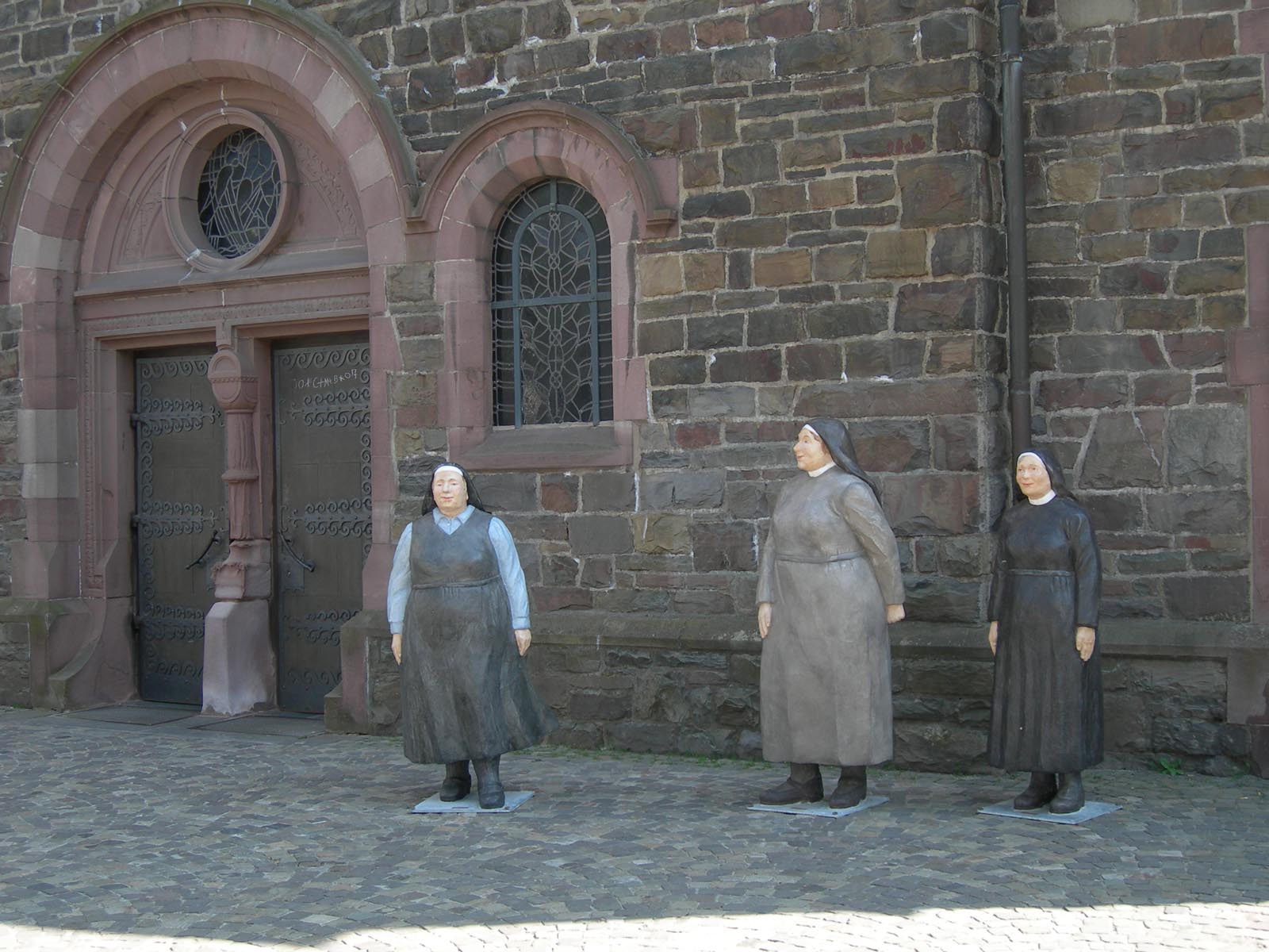 Handy-Wallpaper Statue, Kirche, Religiös, Christian kostenlos herunterladen.