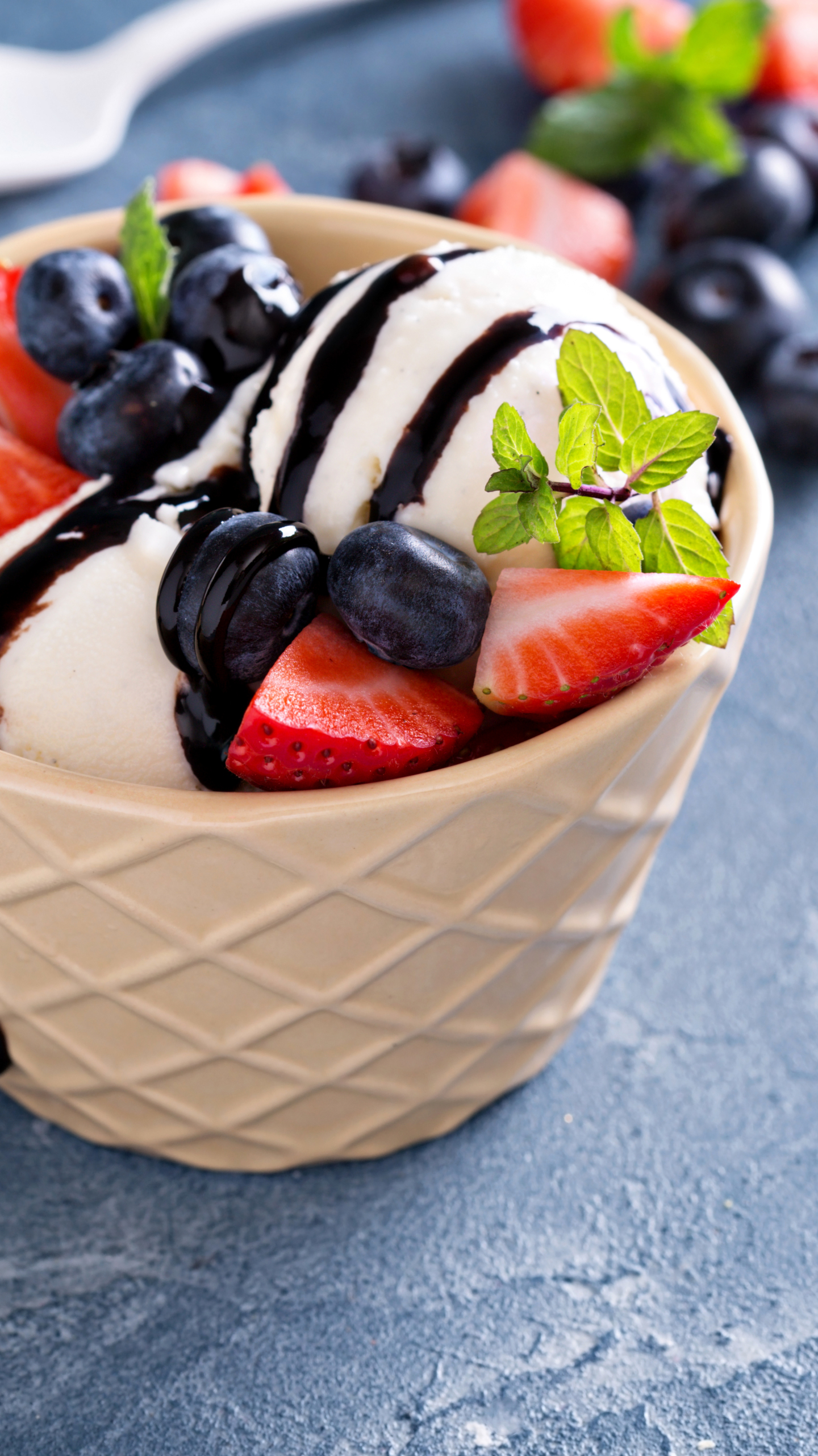 Download mobile wallpaper Food, Strawberry, Dessert, Chocolate, Blueberry, Ice Cream, Berry for free.