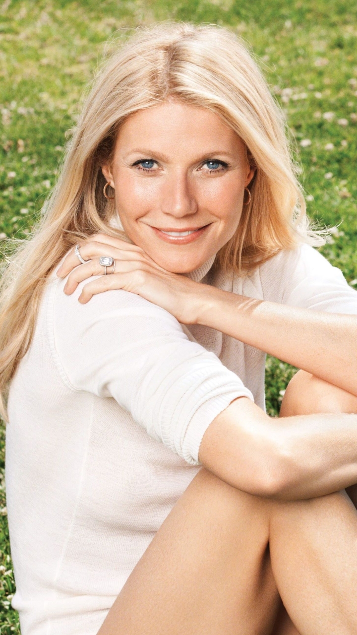 Download mobile wallpaper Celebrity, Actress, Gwyneth Paltrow for free.