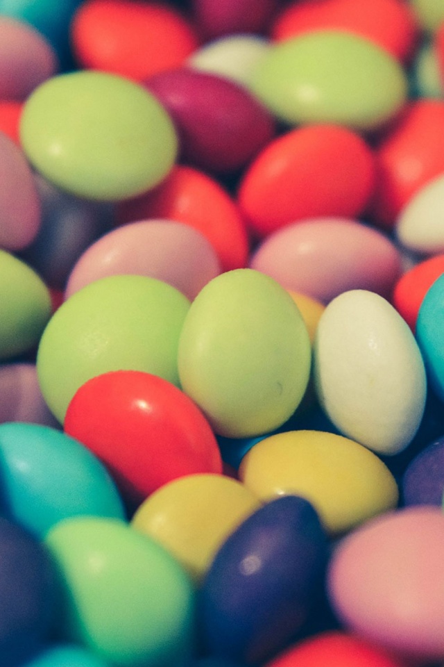 Download mobile wallpaper Food, Chocolate, Colors, Candy, Smarties for free.