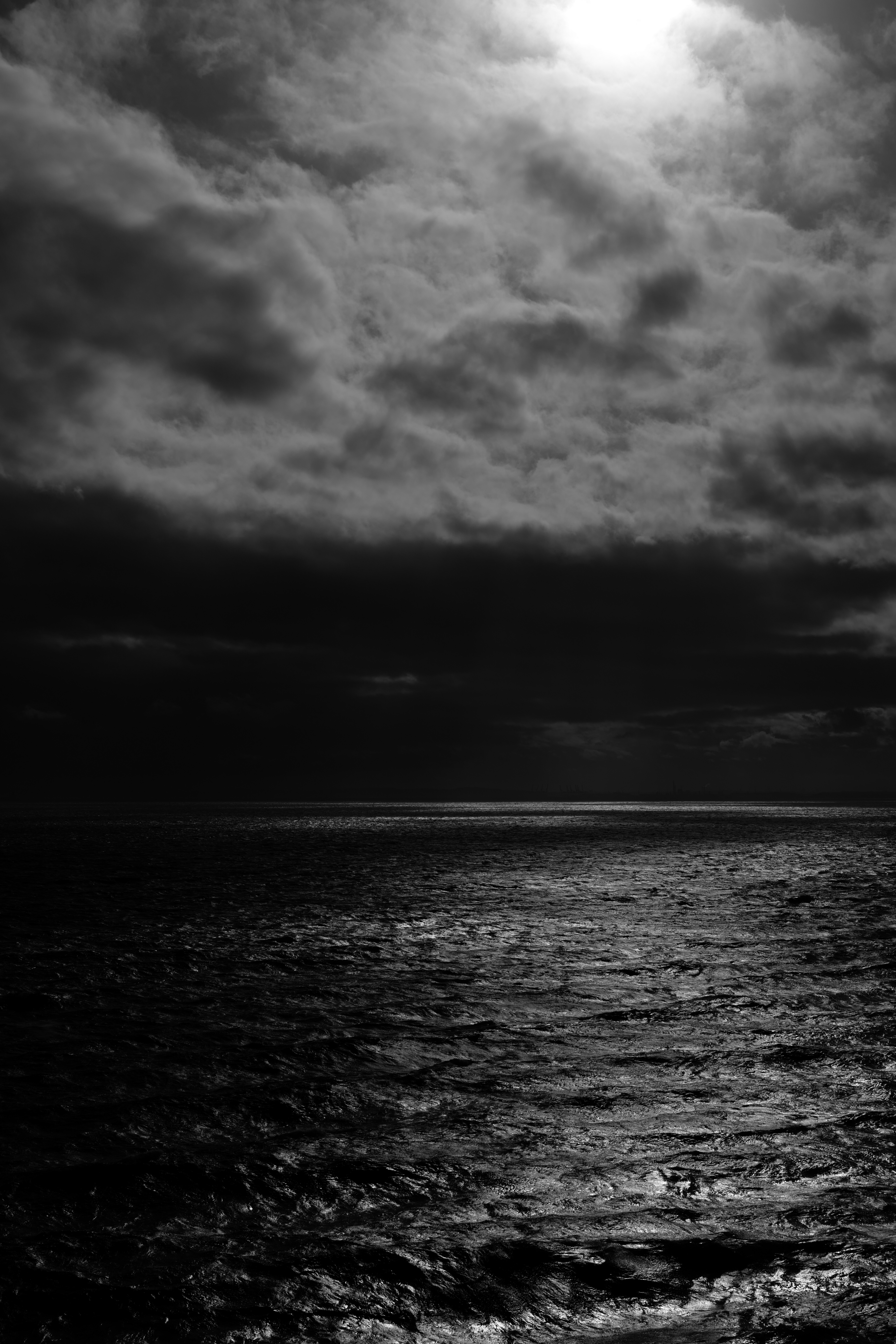 clouds, mainly cloudy, sea, black, horizon, ripples, ripple, bw, chb, overcast HD wallpaper