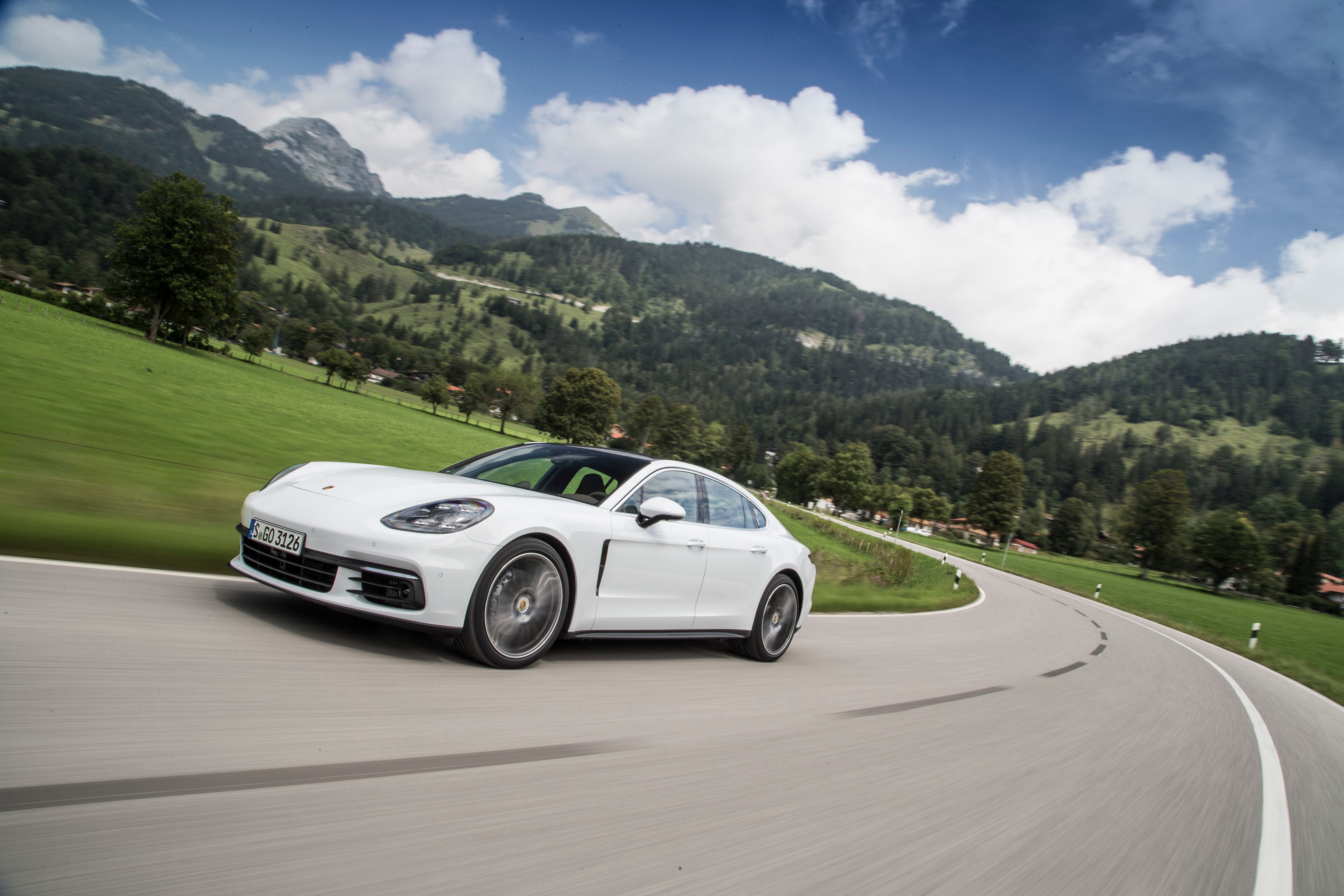 Download mobile wallpaper Porsche, Car, Porsche Panamera, Vehicles, White Car, Porsche Panamera 4S for free.