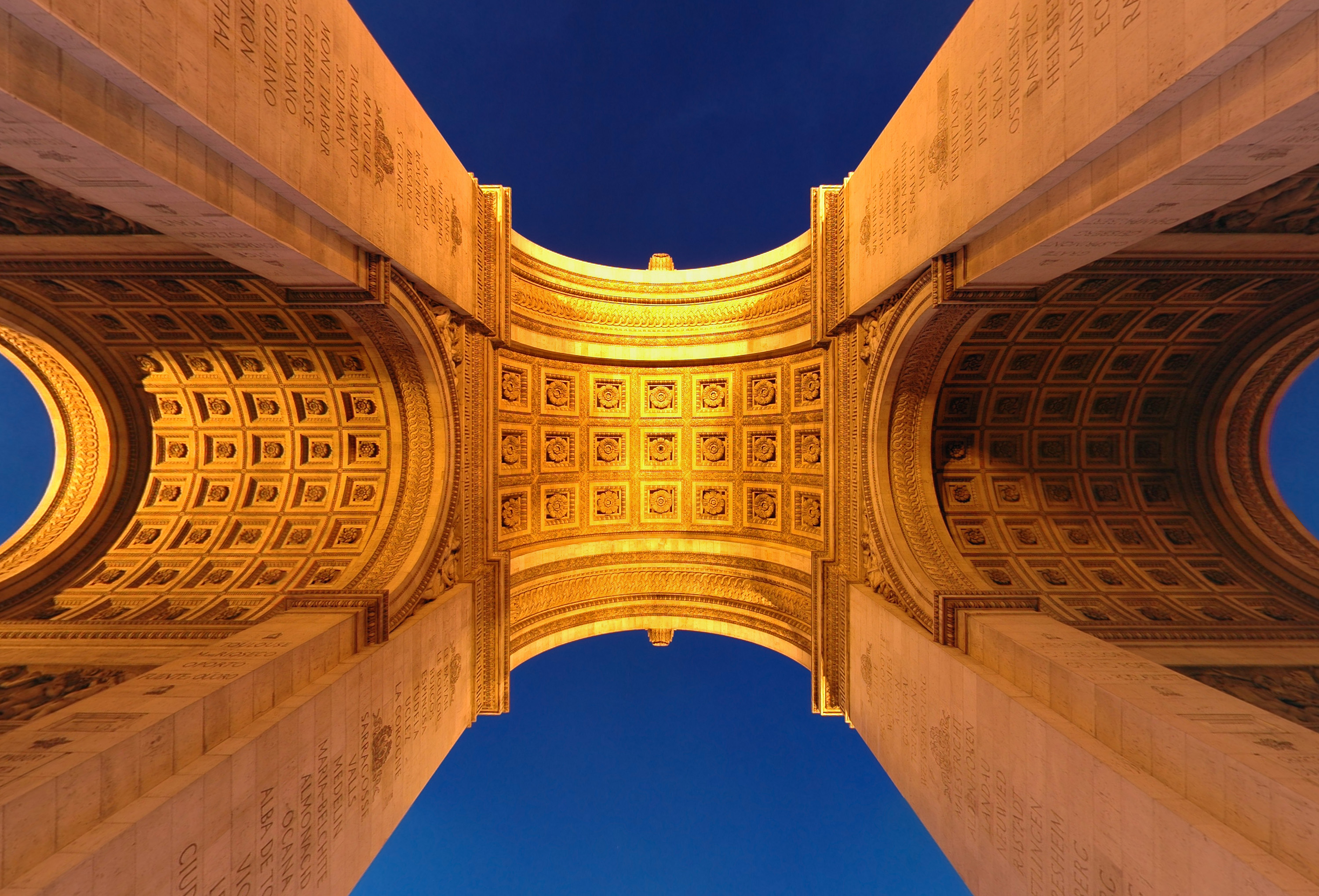 Laden Sie das Paris, Frankreich, Monument, Monumente, Triumphbogen, Menschengemacht-Bild kostenlos auf Ihren PC-Desktop herunter