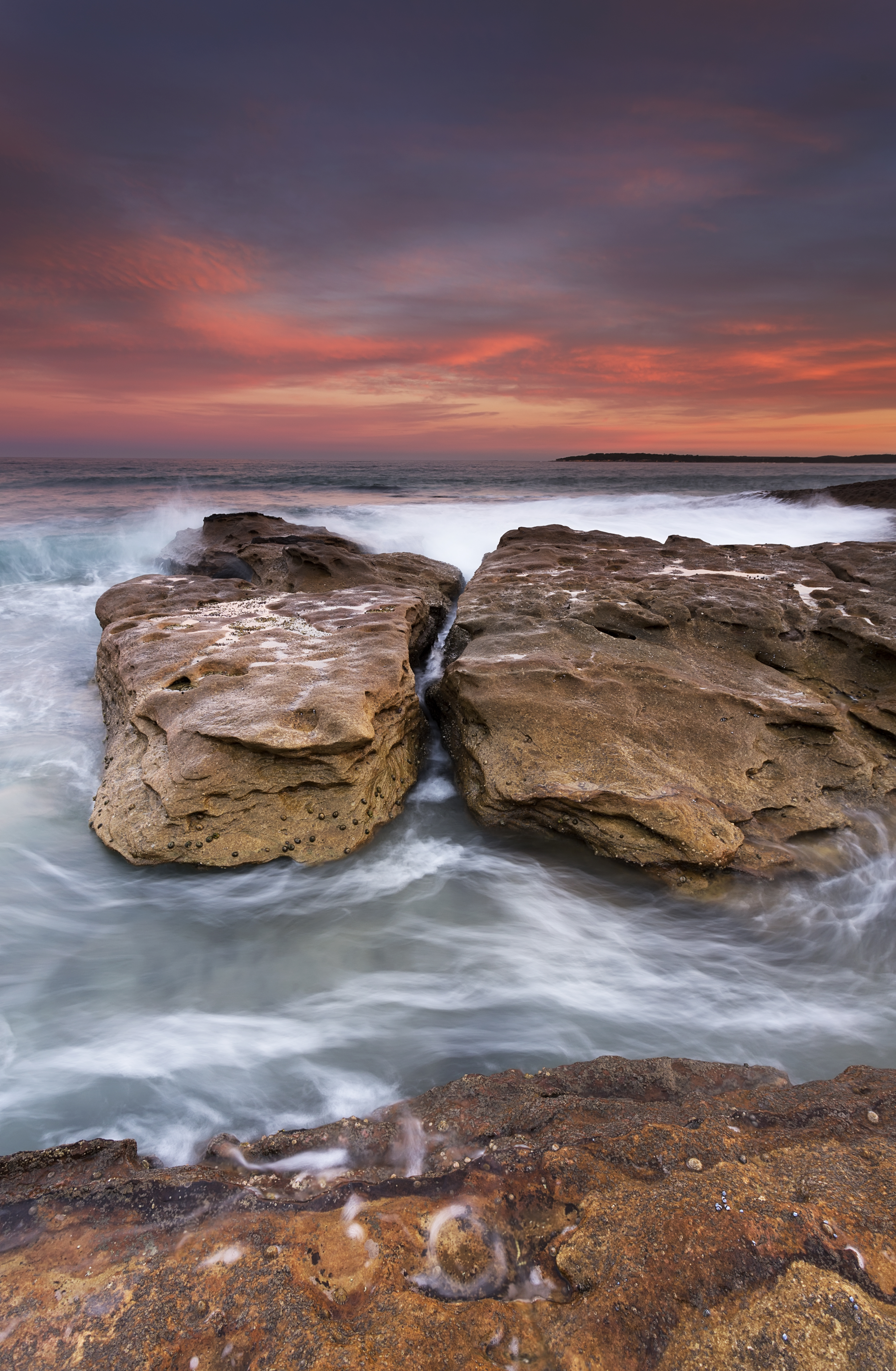 Laden Sie das Felsen, Stones, Surfen, Die Steine, Natur, Waves, Sunset, Sea-Bild kostenlos auf Ihren PC-Desktop herunter