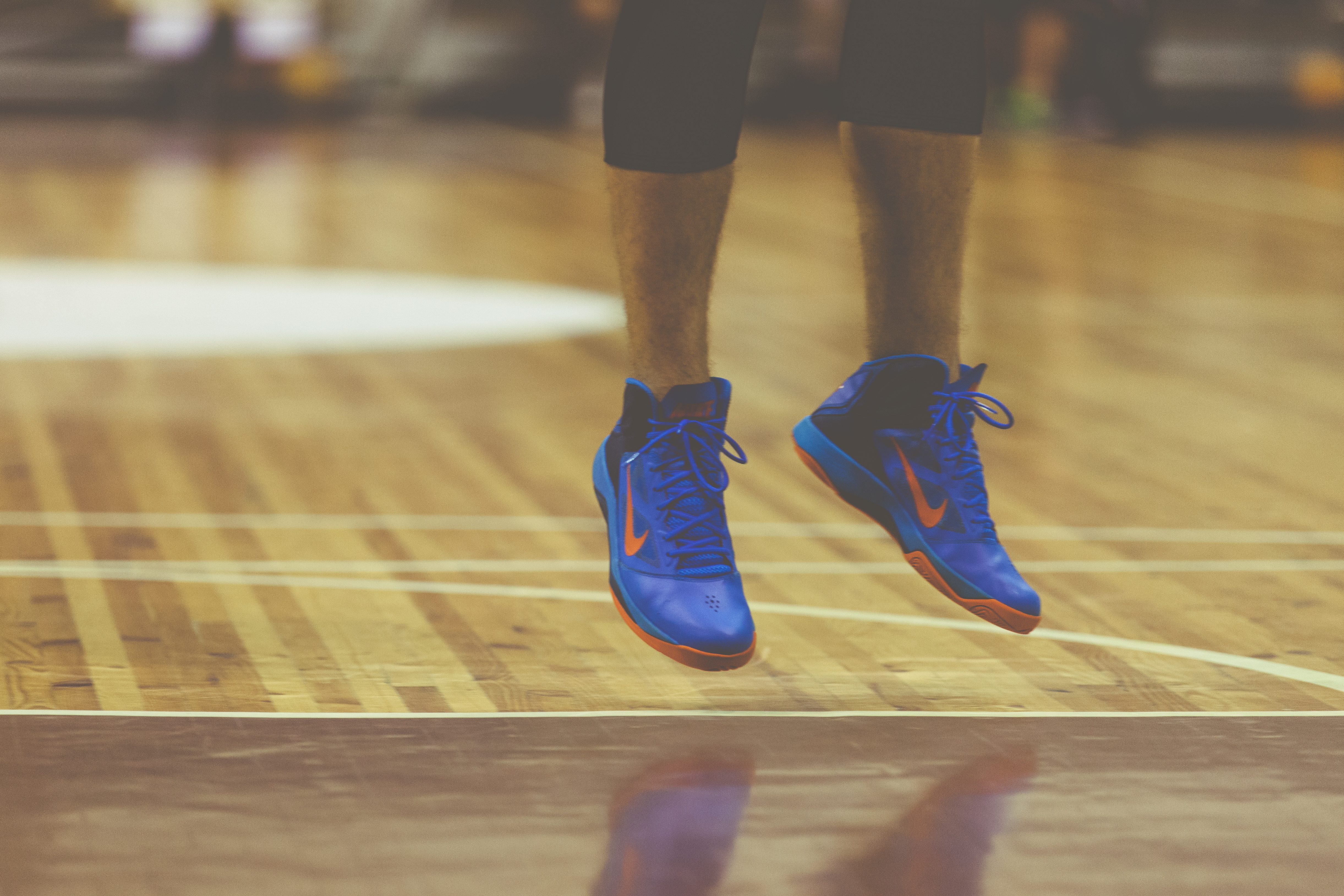 Download mobile wallpaper Bounce, Jump, Legs, Sneakers, Sports for free.