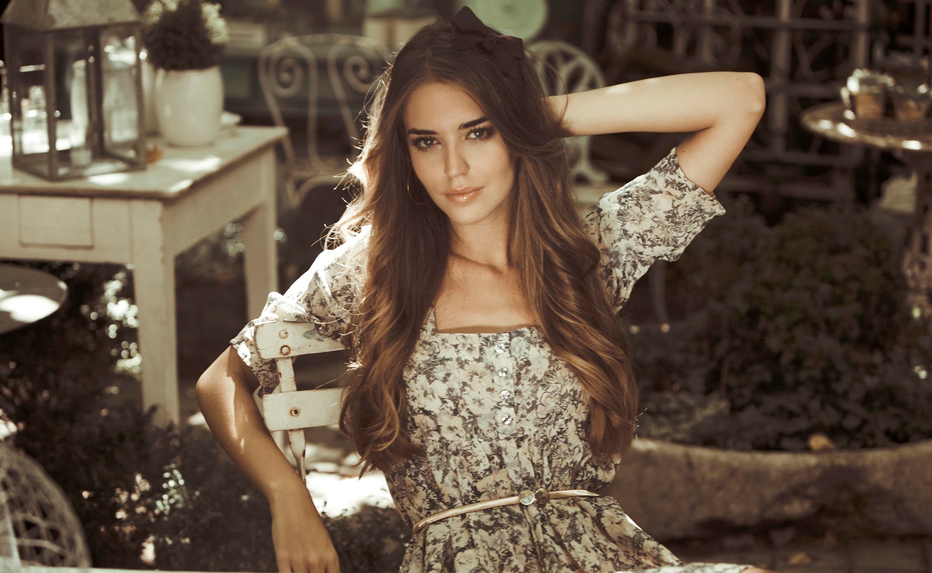 Clara Alonso  1366x768 Wallpapers