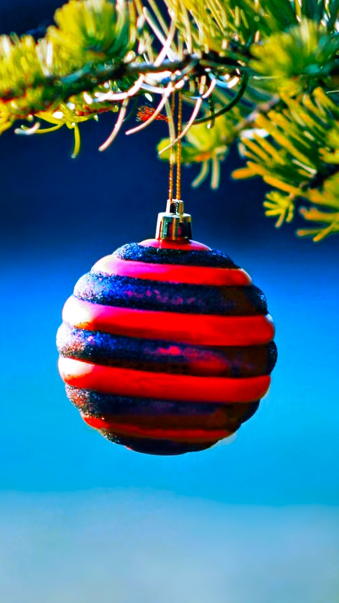 Download mobile wallpaper Christmas, Holiday, Christmas Ornaments for free.