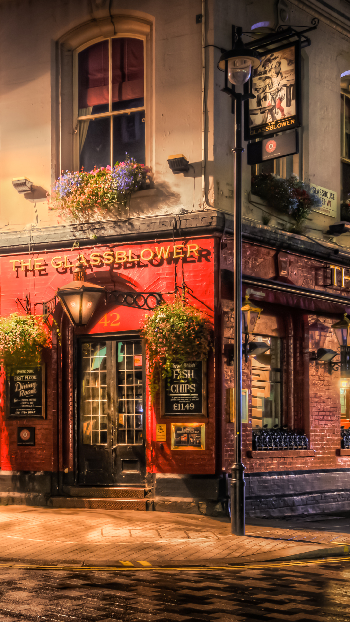 Download mobile wallpaper Night, London, City, Building, Street, England, Man Made, Pub for free.