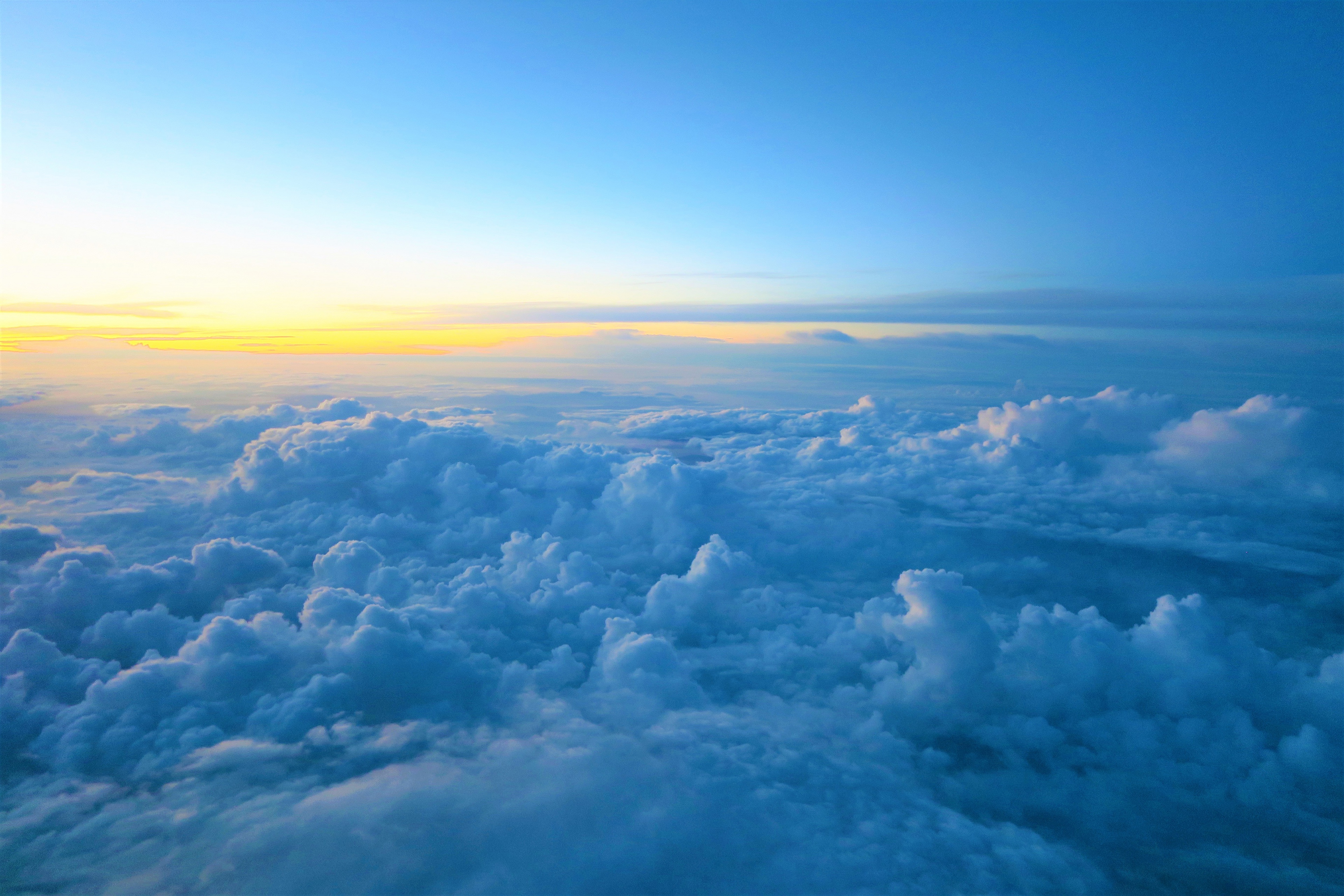 Descarga gratis la imagen Horizonte, Nube, Tierra/naturaleza, Mar De Nubes en el escritorio de tu PC