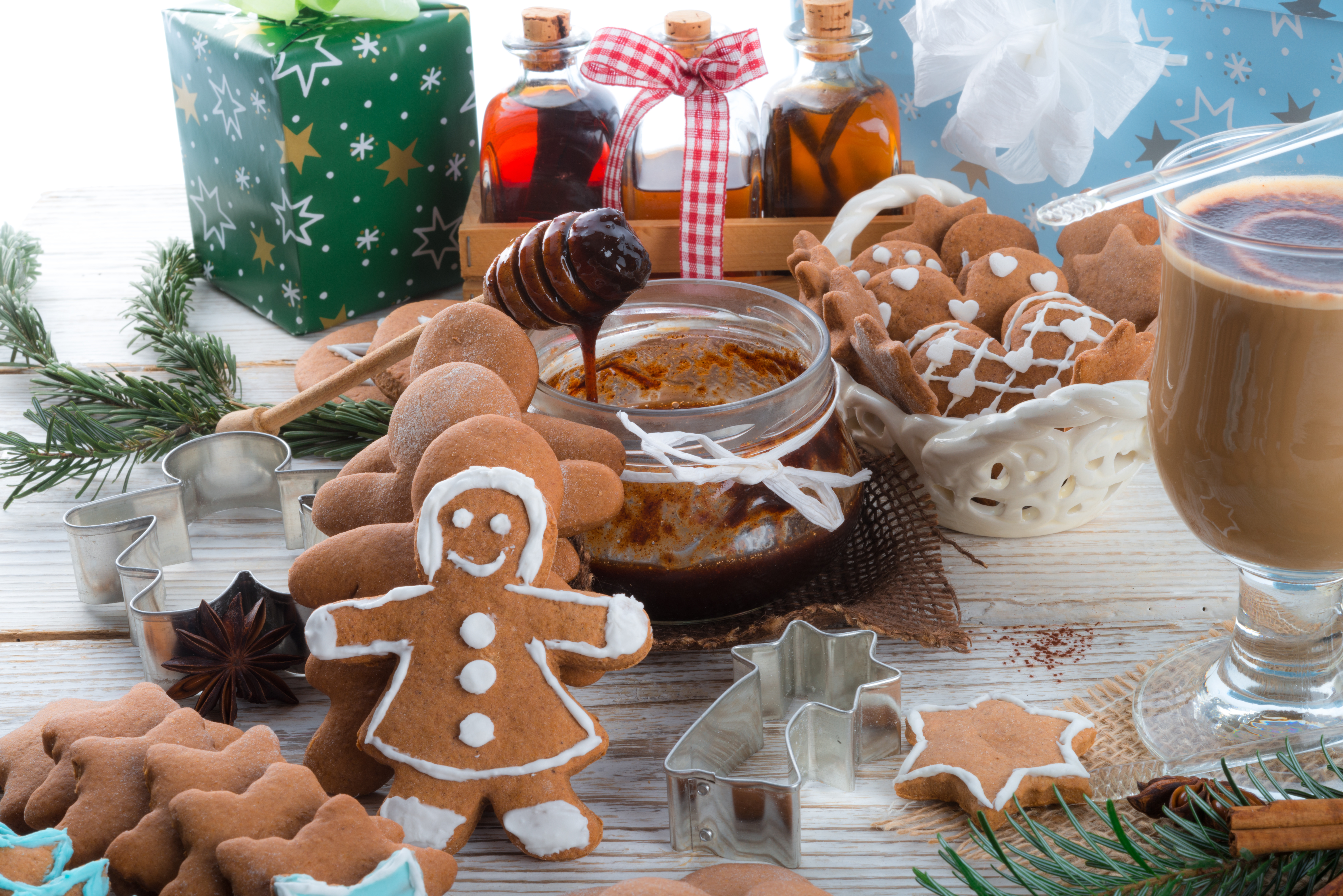 Free download wallpaper Christmas, Holiday, Gingerbread, Cookie on your PC desktop