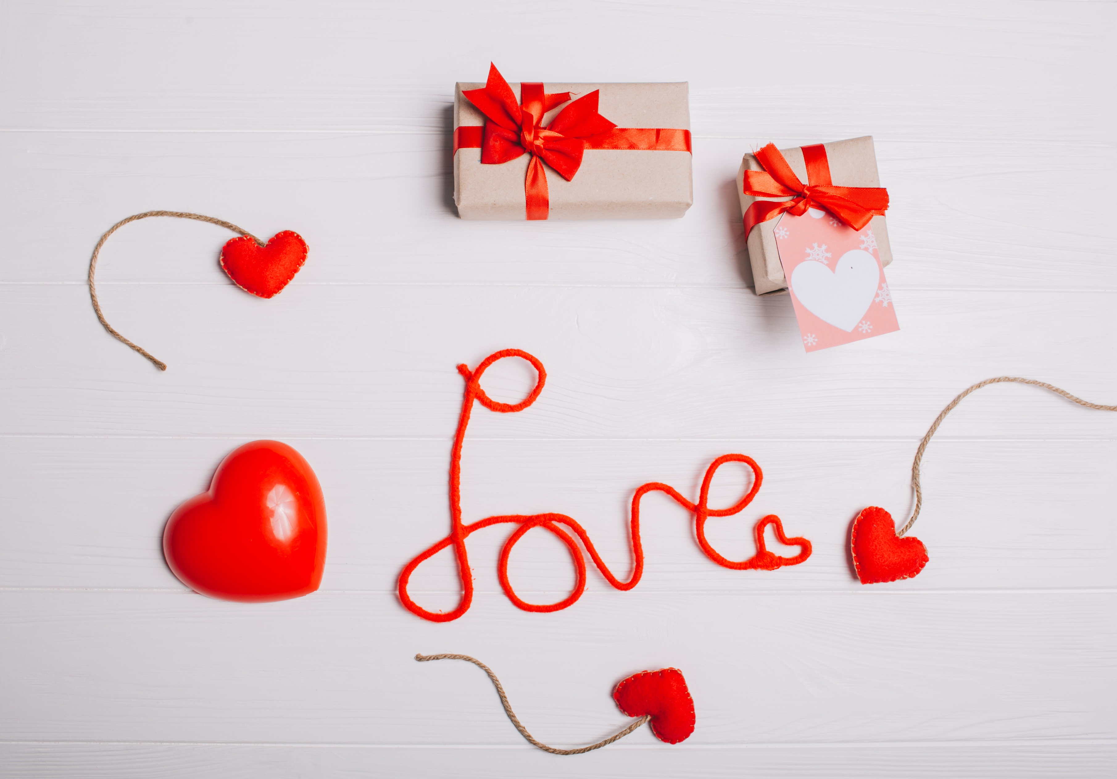 Download mobile wallpaper Love, Gift, Heart, Photography, Romantic for free.