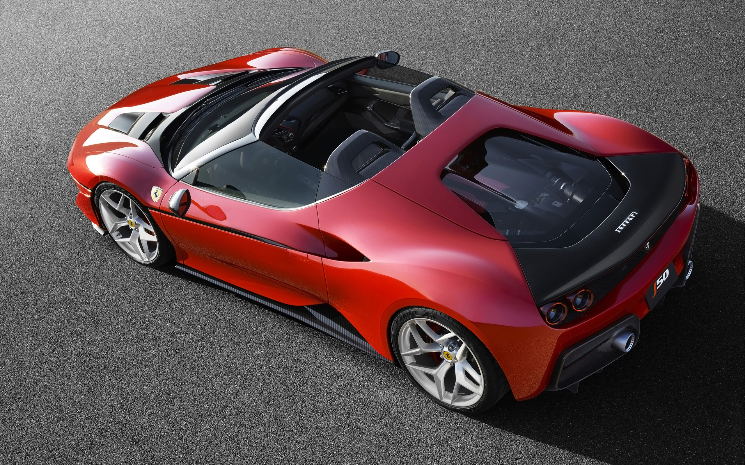 Завантажити шпалери Ferrari J50 на телефон безкоштовно