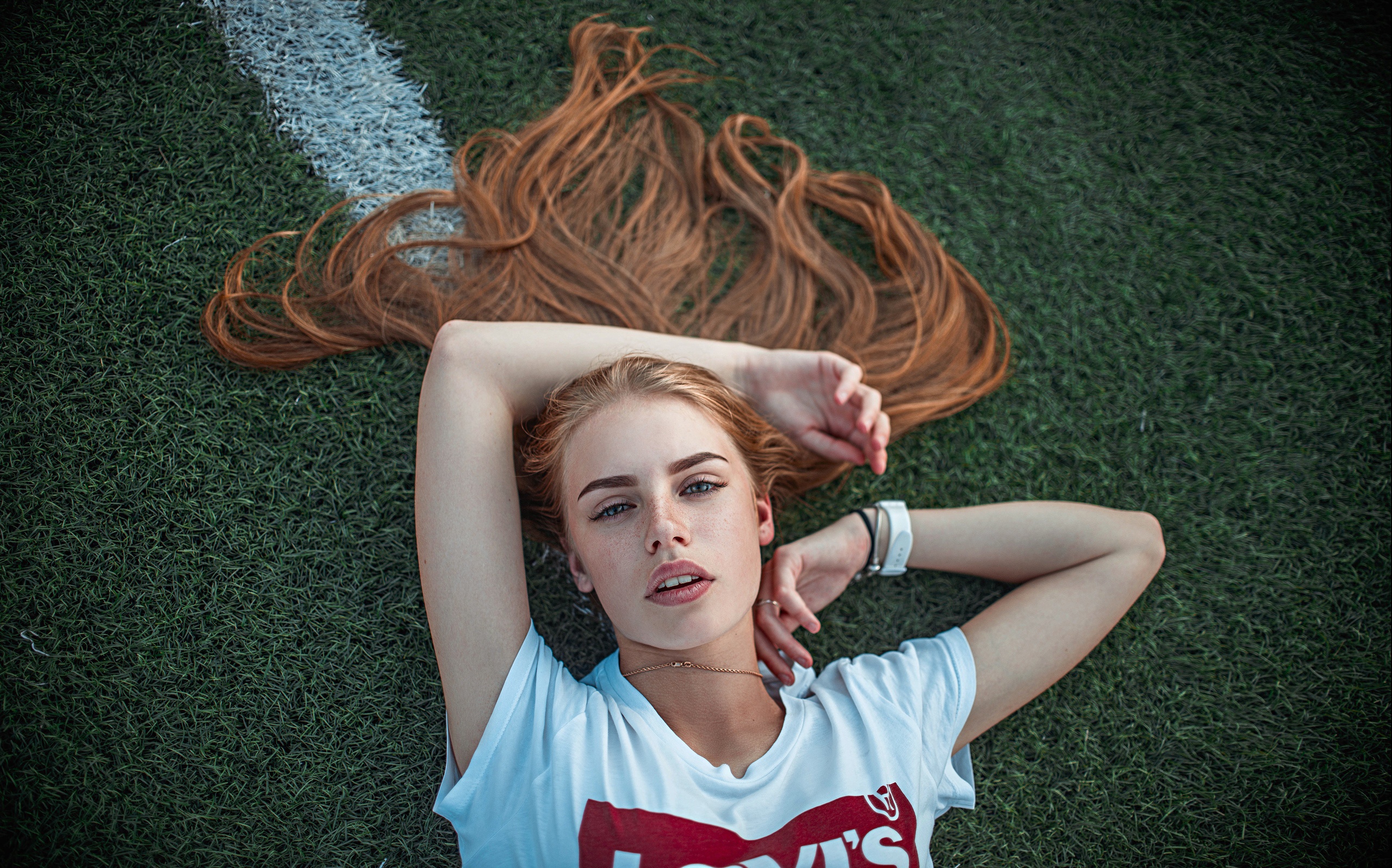 Download mobile wallpaper Redhead, Model, Women, Lying Down for free.