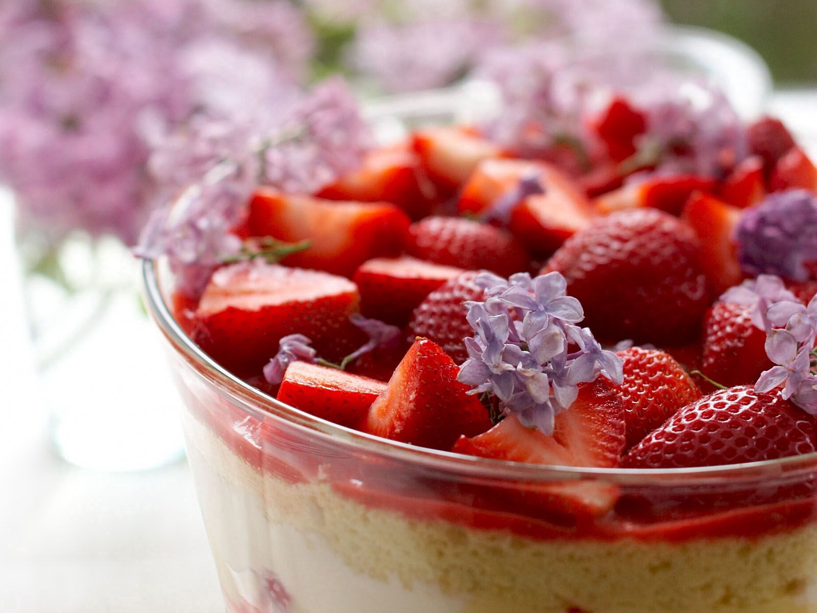 Free download wallpaper Food, Strawberry, Desert, Berry on your PC desktop
